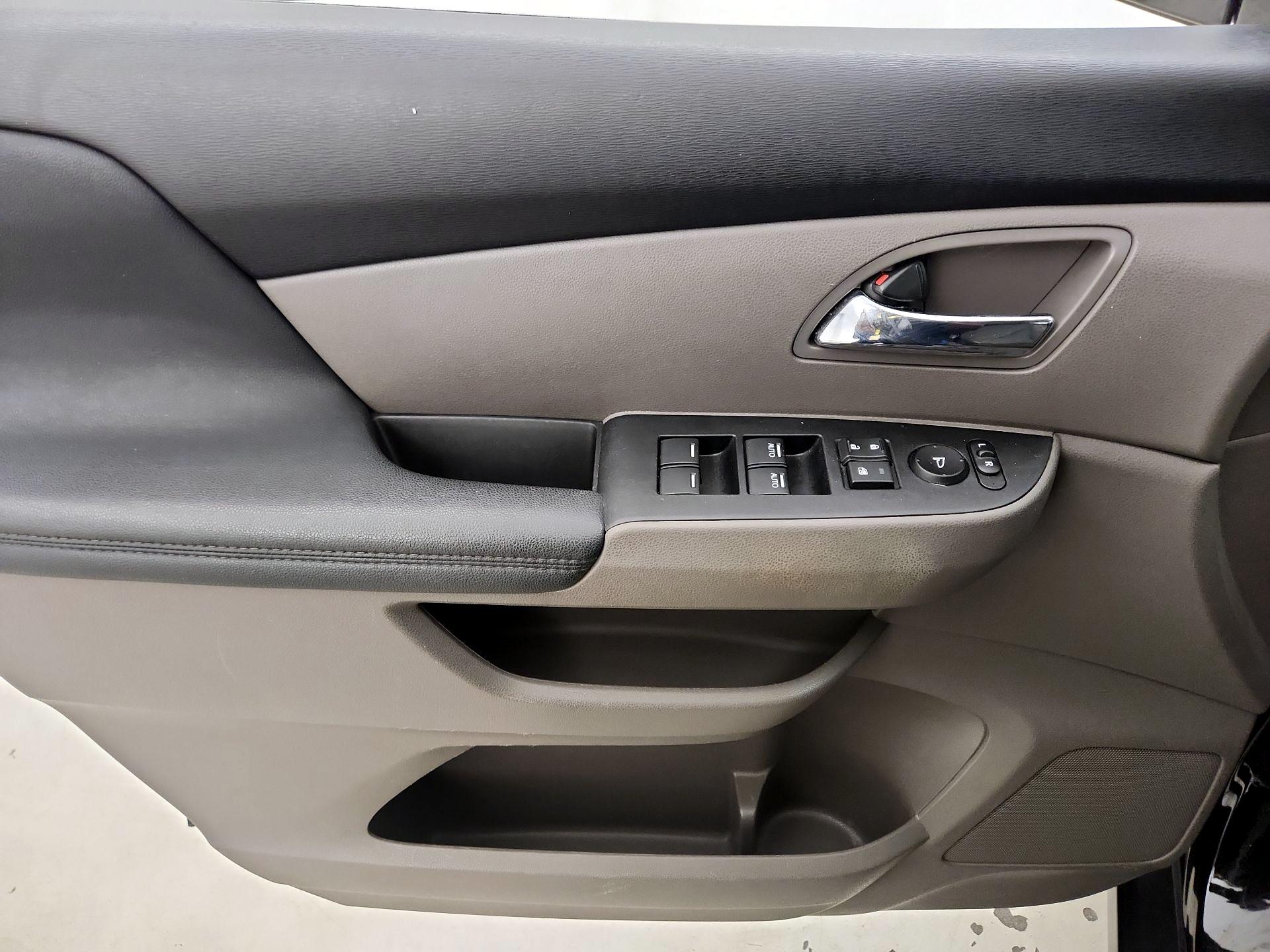 Thumbnail: 2016 Honda Odyssey - 12