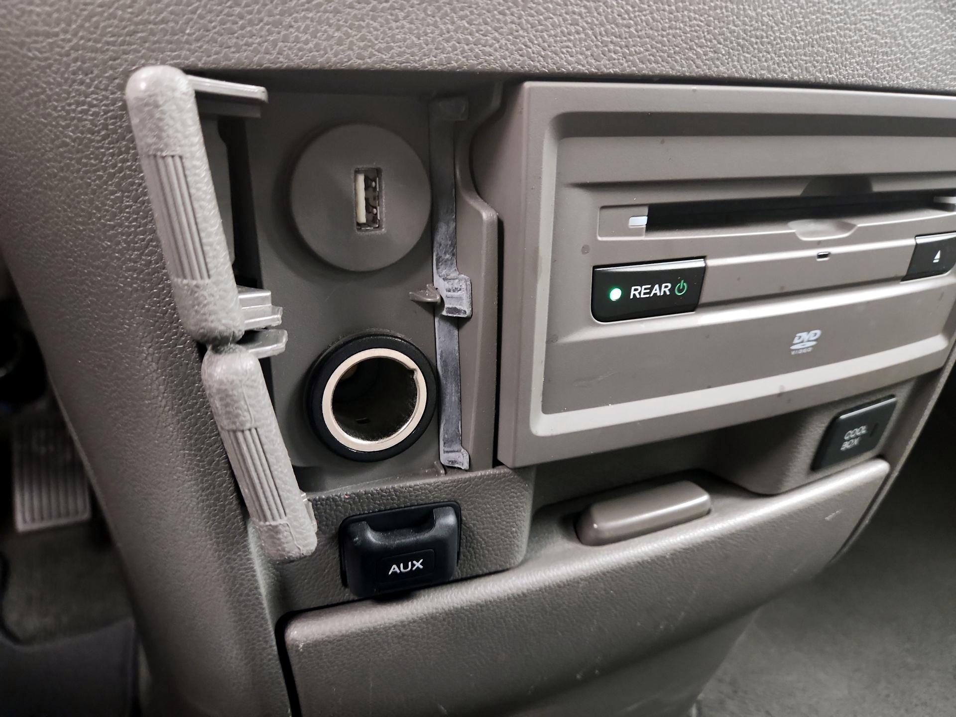 Thumbnail: 2016 Honda Odyssey - 18