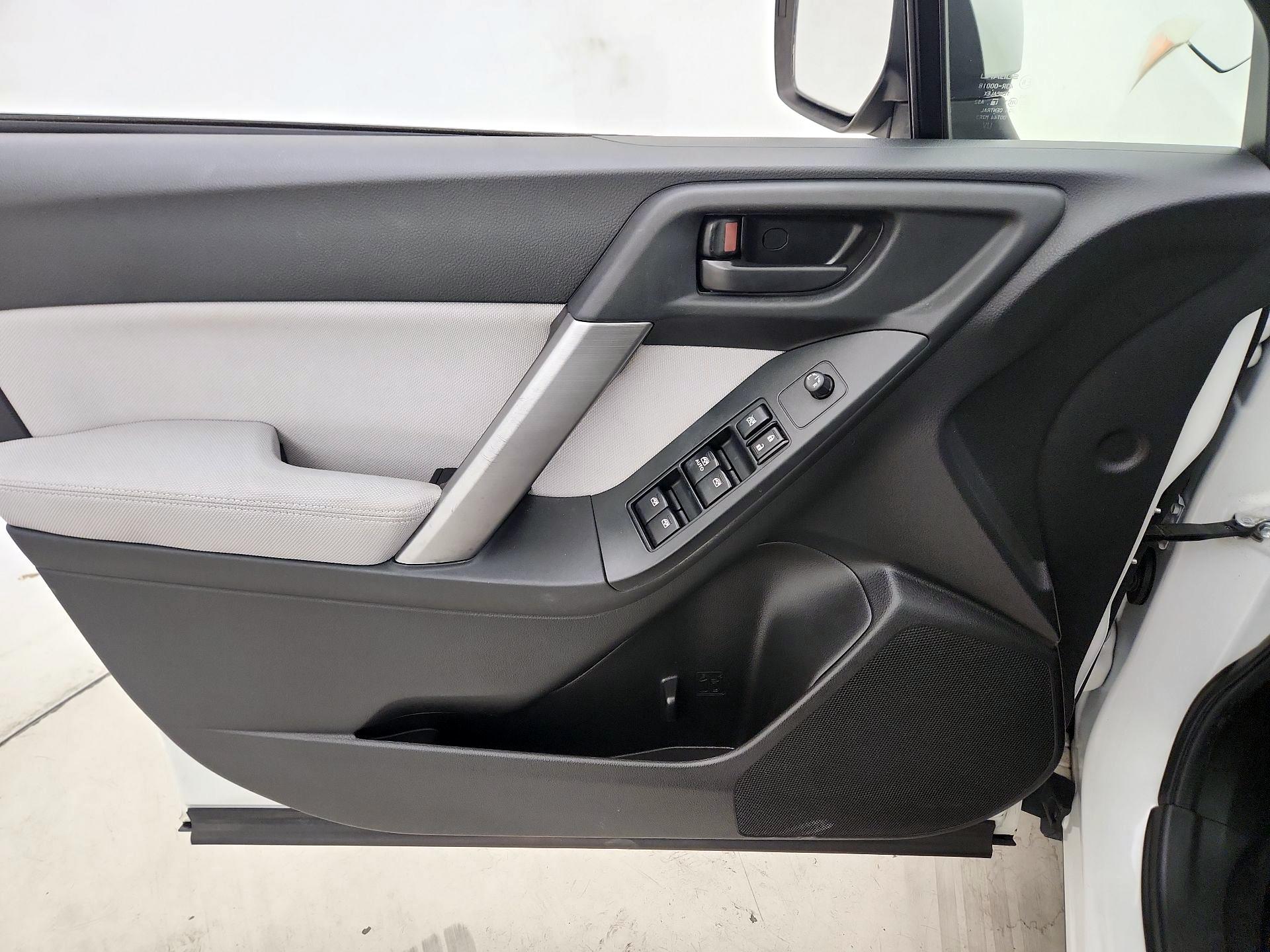 Thumbnail: 2014 Subaru Forester - 12