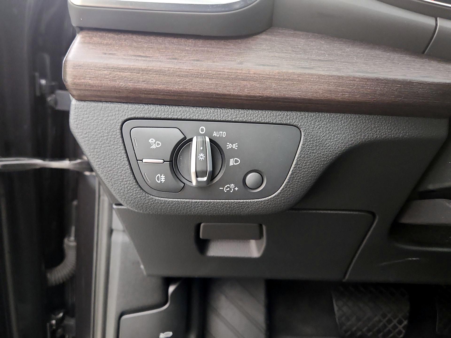 Thumbnail: 2021 Audi Q5 - 13