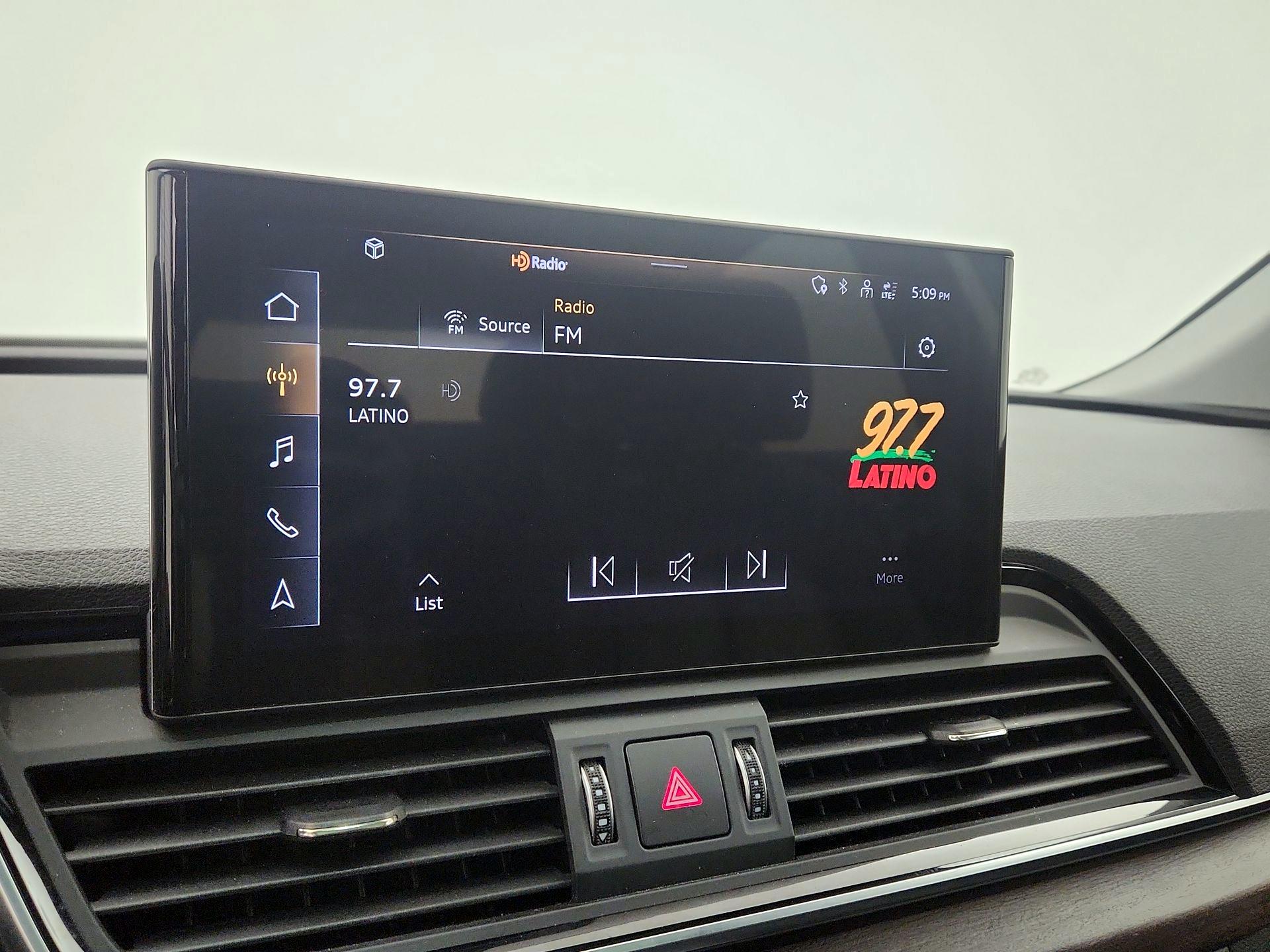 Thumbnail: 2021 Audi Q5 - 15