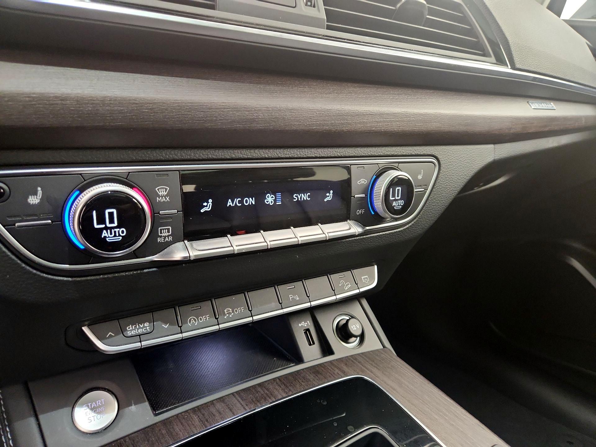 Thumbnail: 2021 Audi Q5 - 16