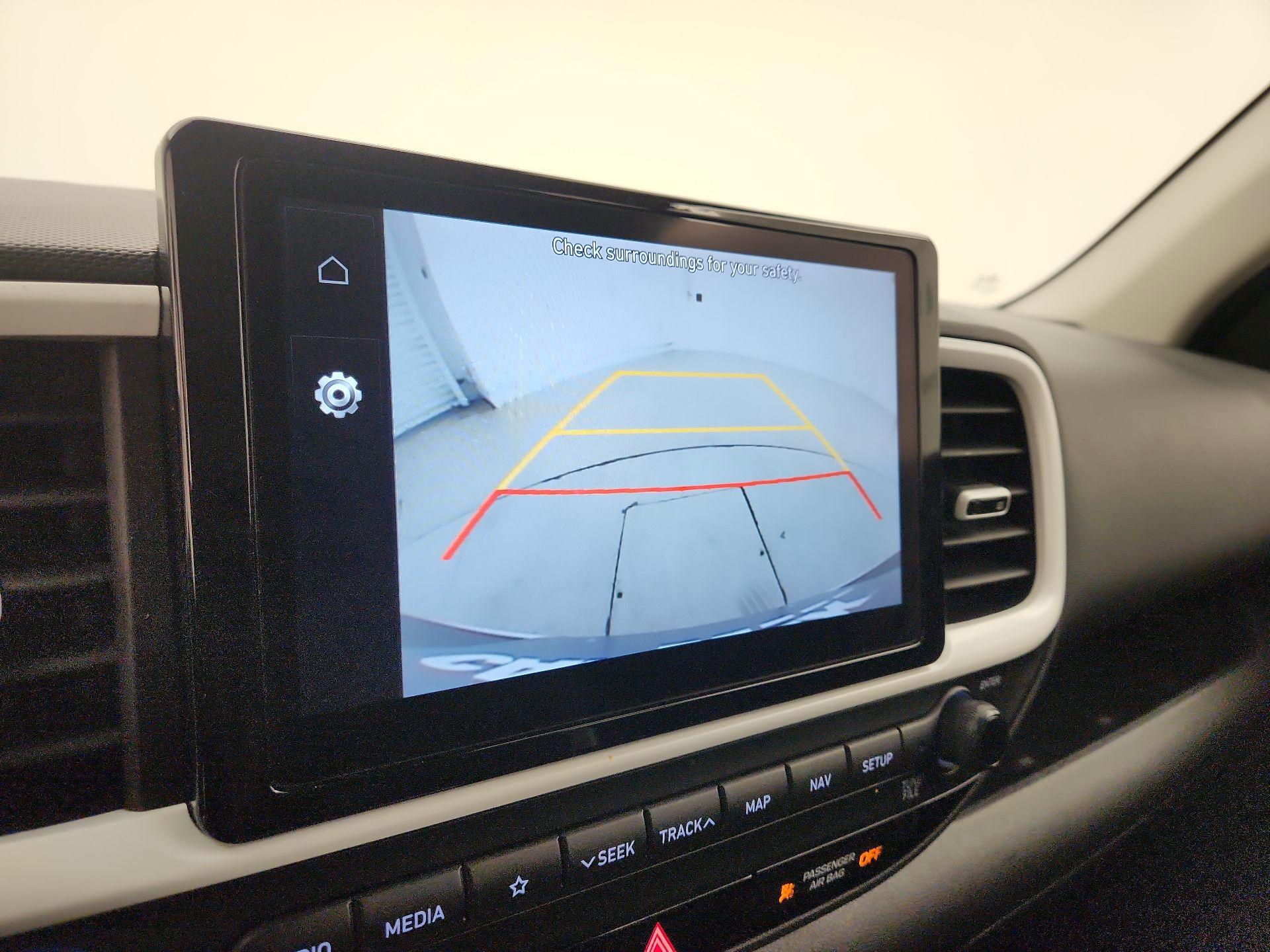 Thumbnail: 2022 Hyundai Venue - 14