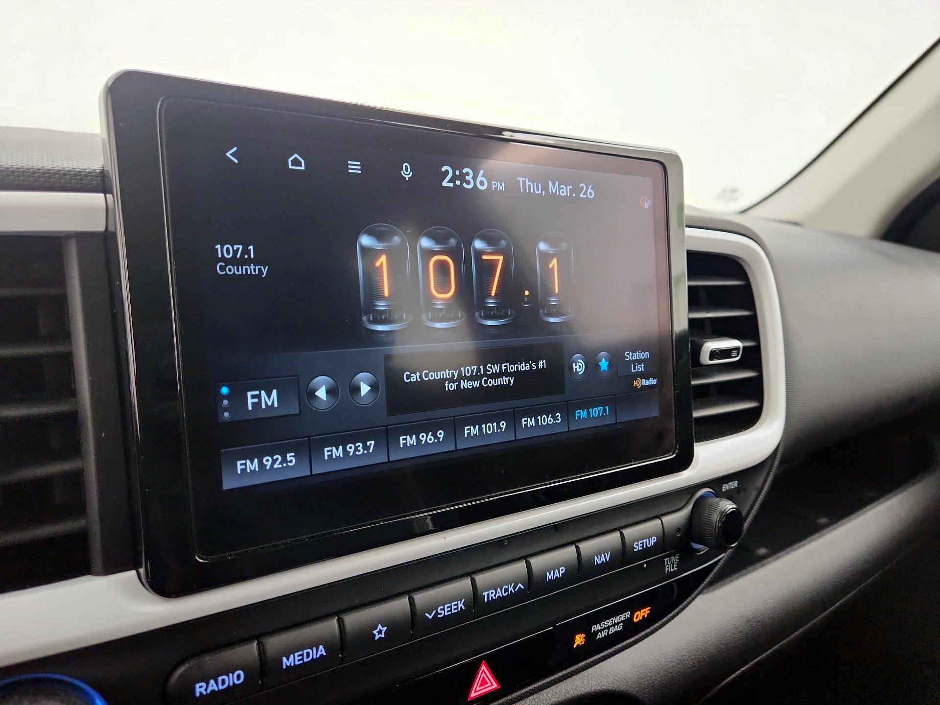 Thumbnail: 2022 Hyundai Venue - 15