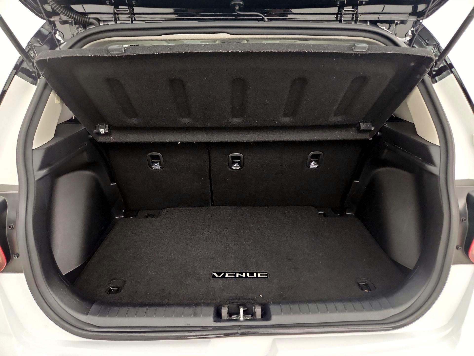 Thumbnail: 2022 Hyundai Venue - 20