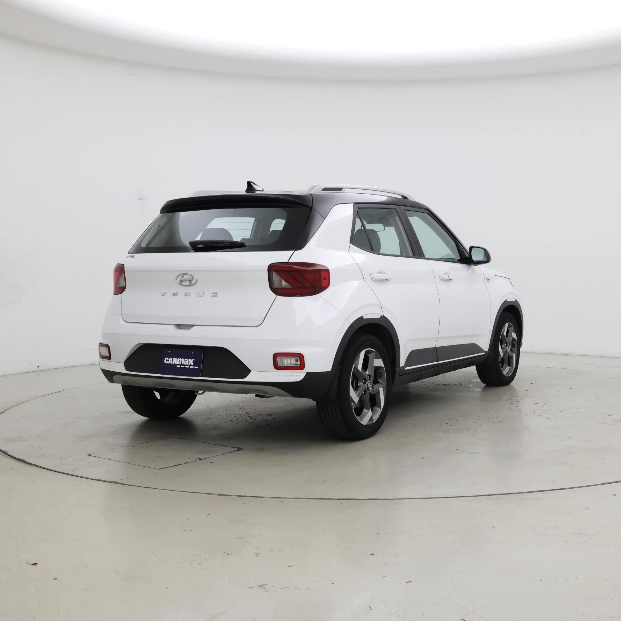 Thumbnail: 2022 Hyundai Venue - 8