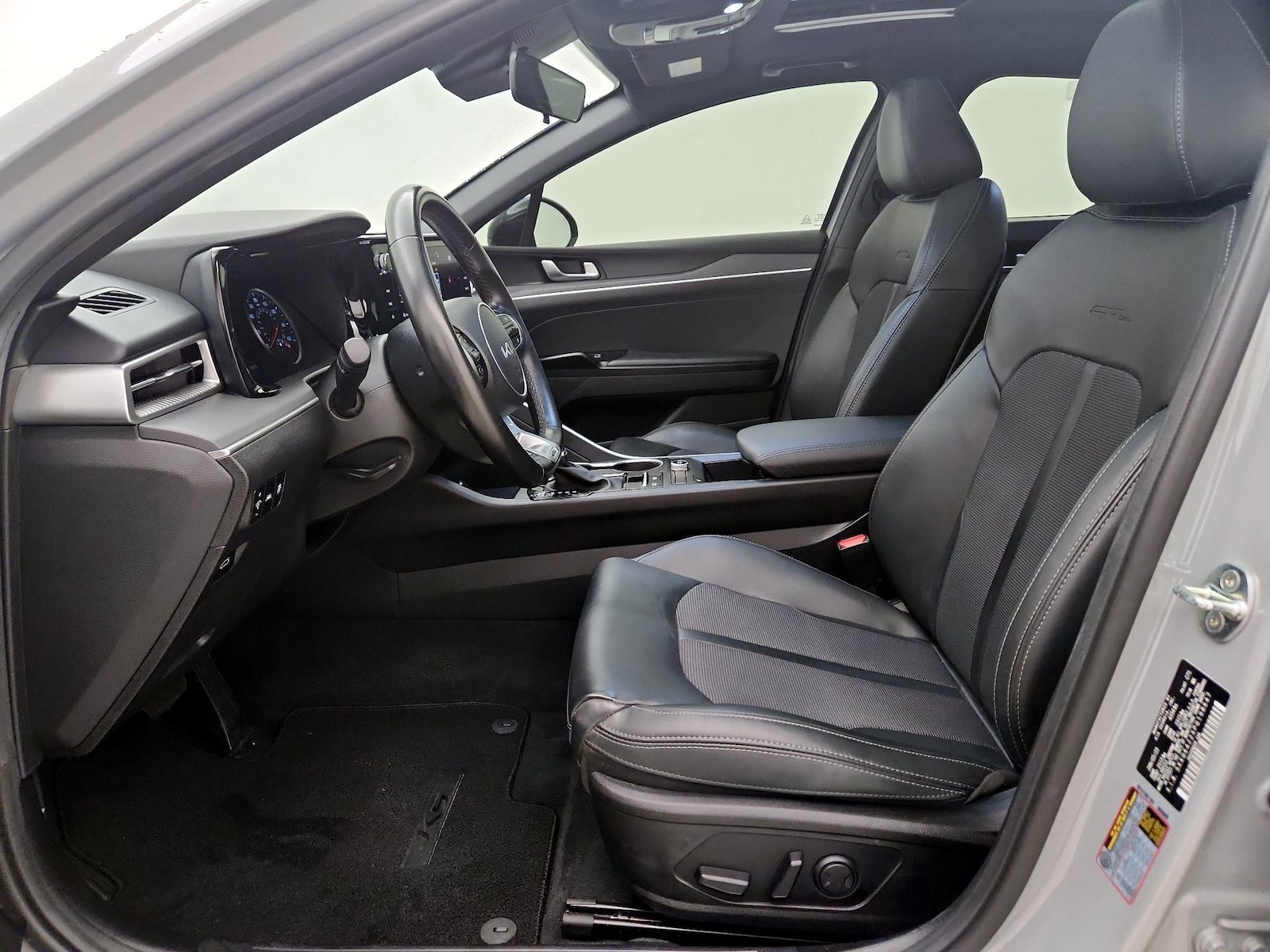2023 Kia K5 GT-Line - Photo 12