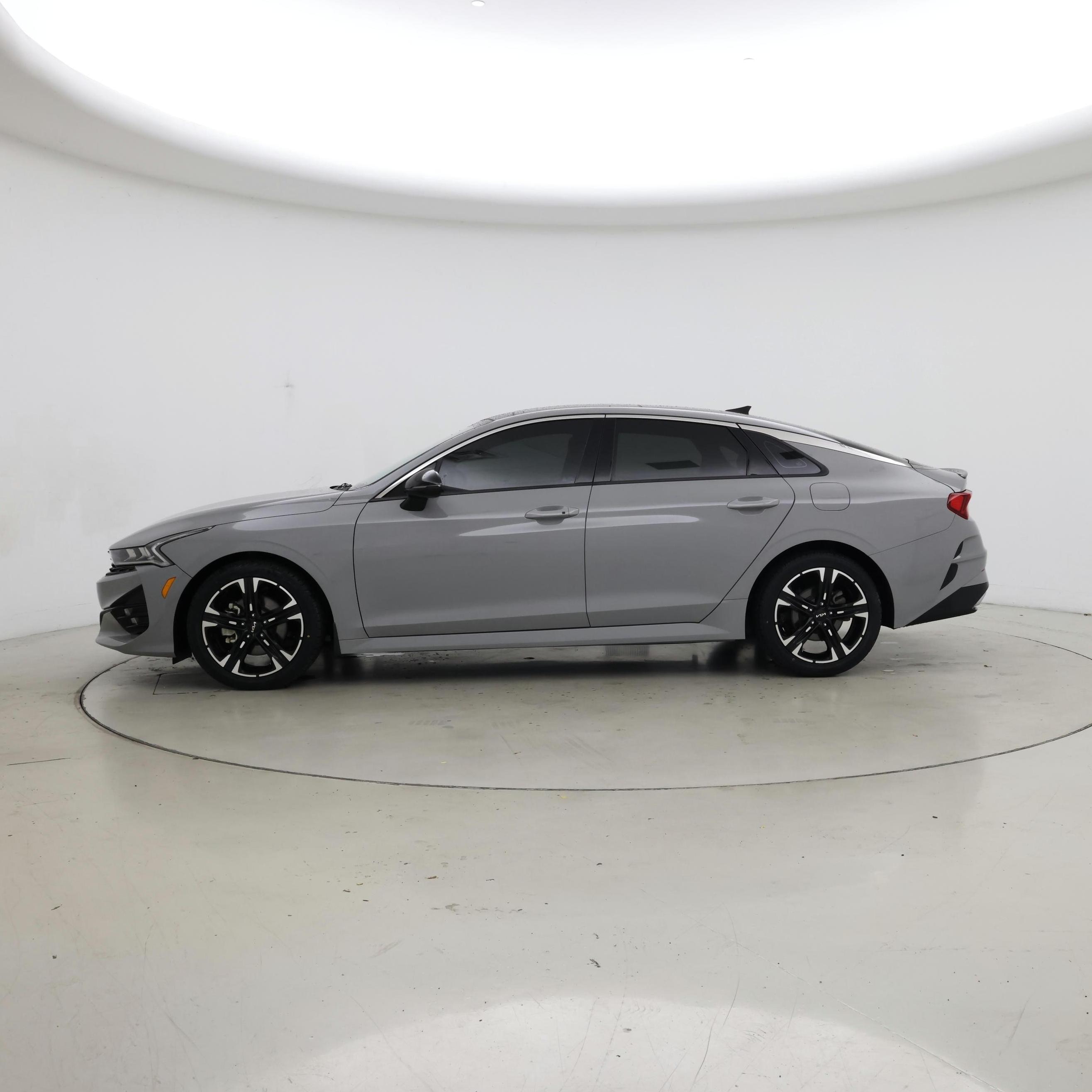 Thumbnail: 2023 Kia K5 - 3
