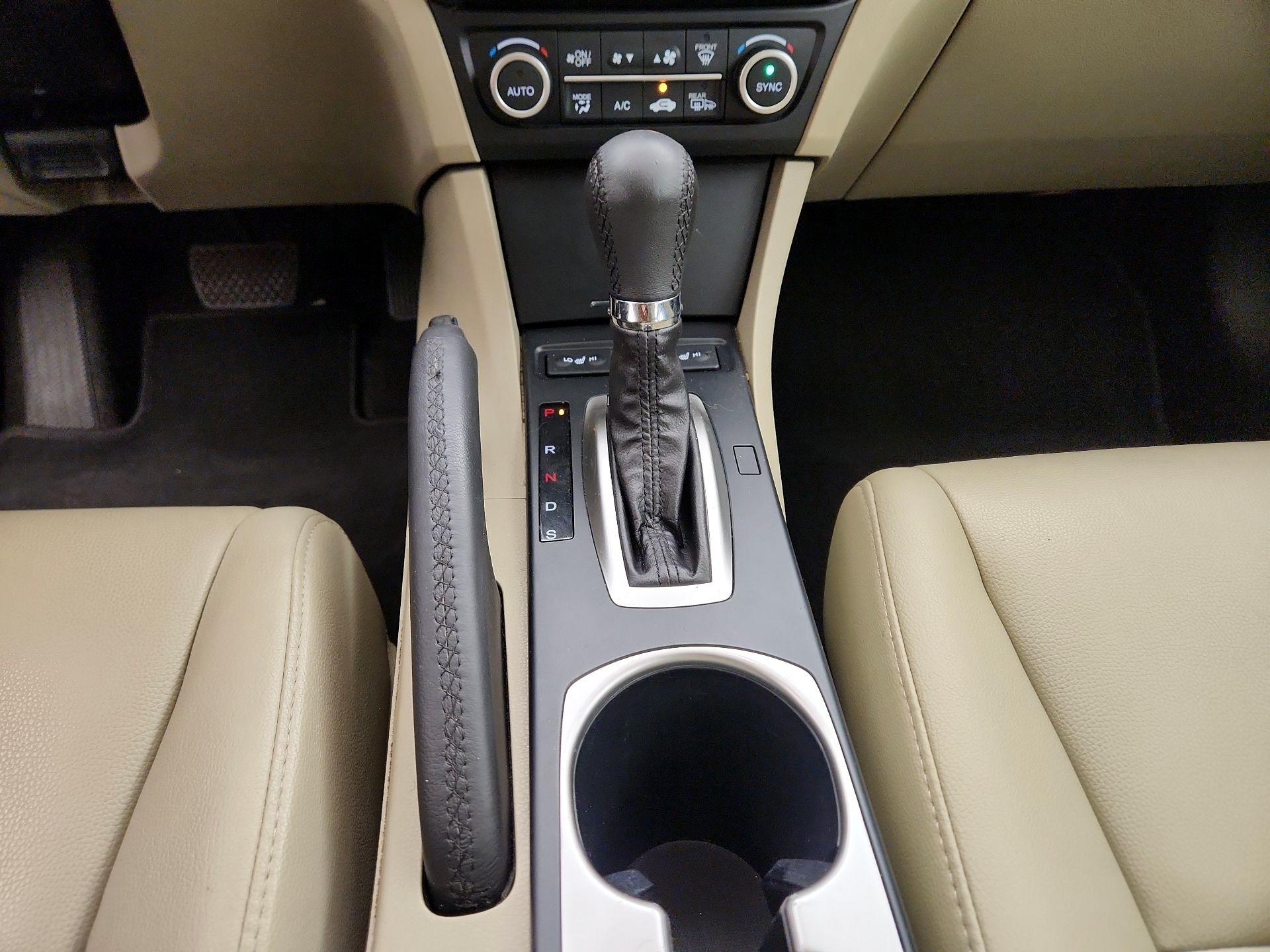 Thumbnail: 2016 Acura ILX - 16