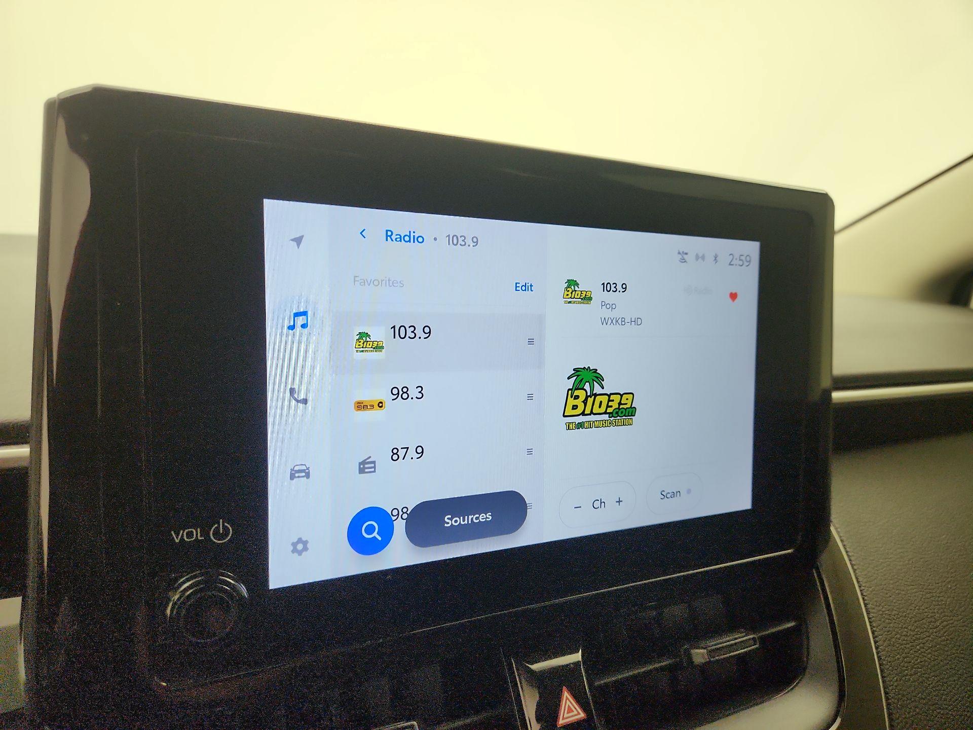 Thumbnail: 2023 Toyota Corolla - 16