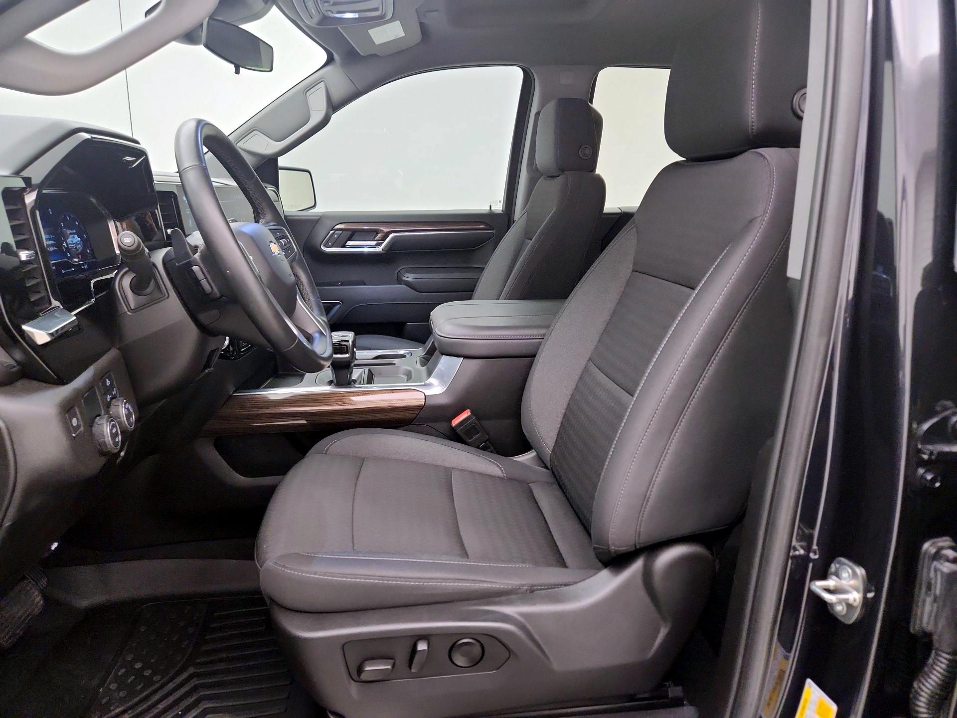 Thumbnail: 2024 Chevrolet Silverado 1500 - 11