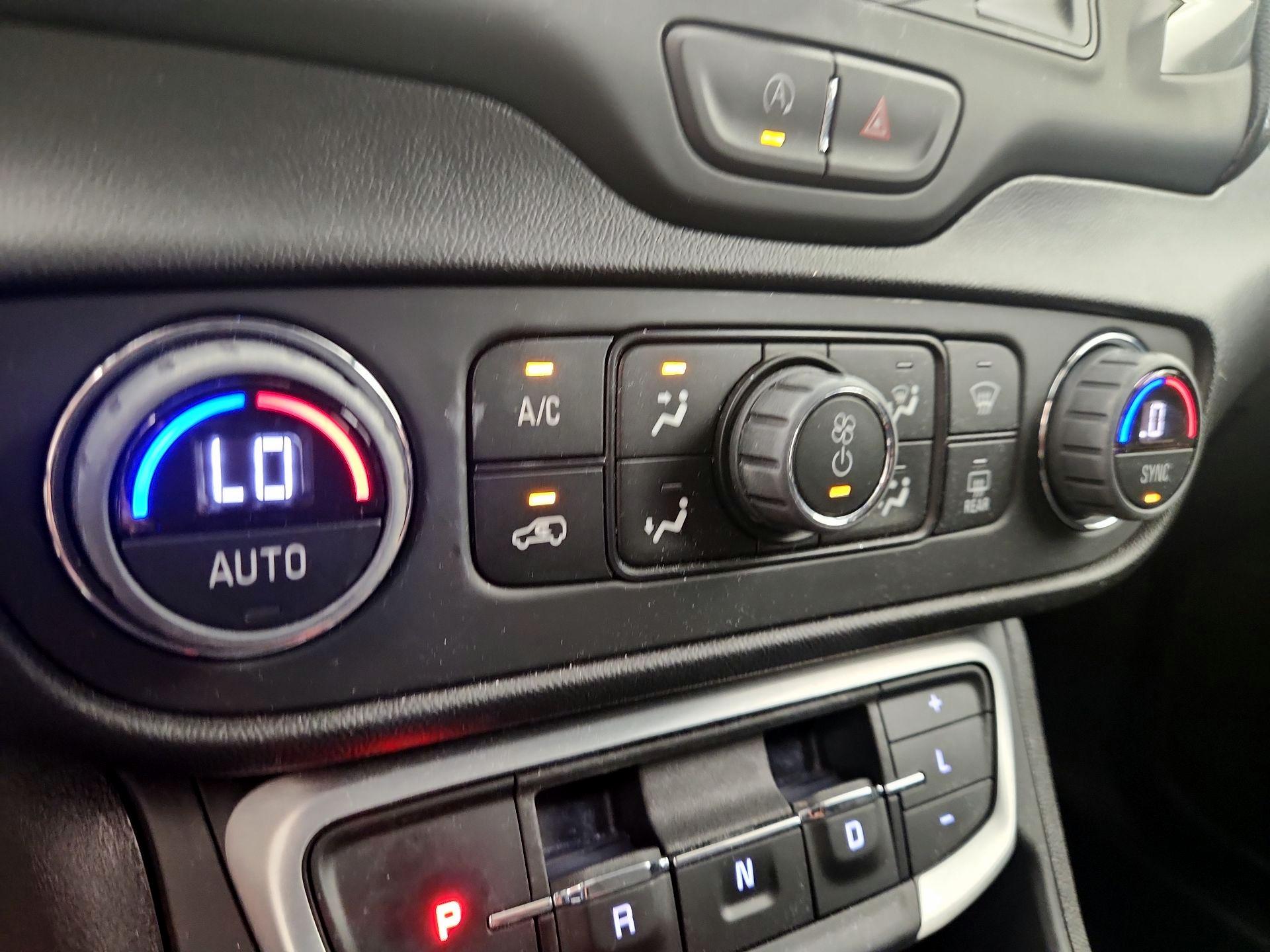 Thumbnail: 2024 GMC Terrain - 17