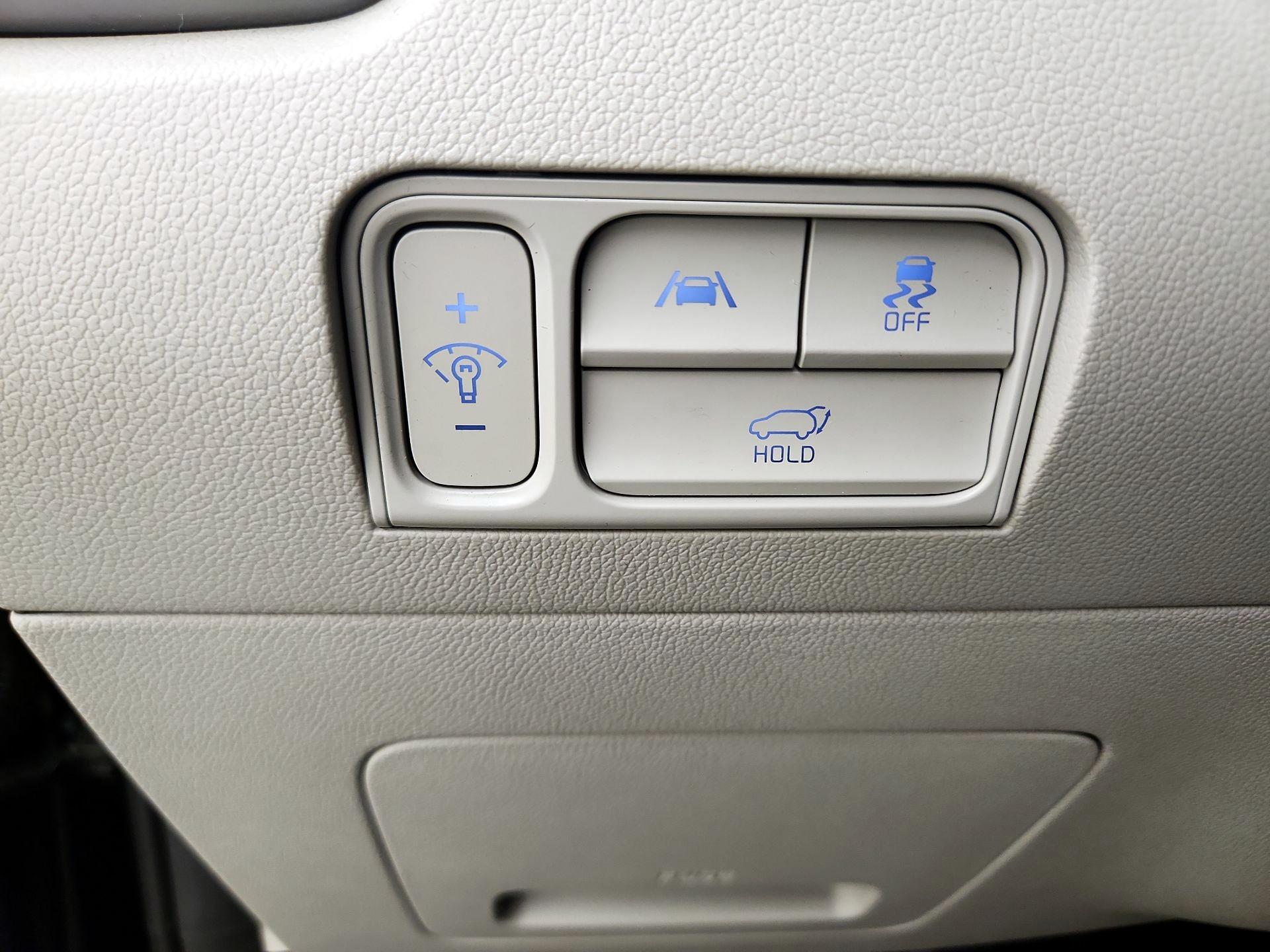 Thumbnail: 2023 Kia Sorento - 13