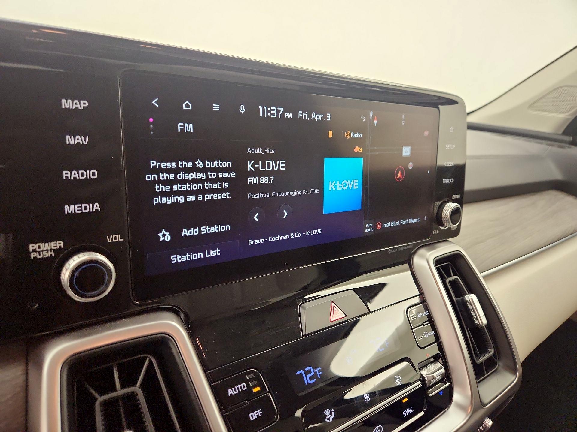 Thumbnail: 2023 Kia Sorento - 15