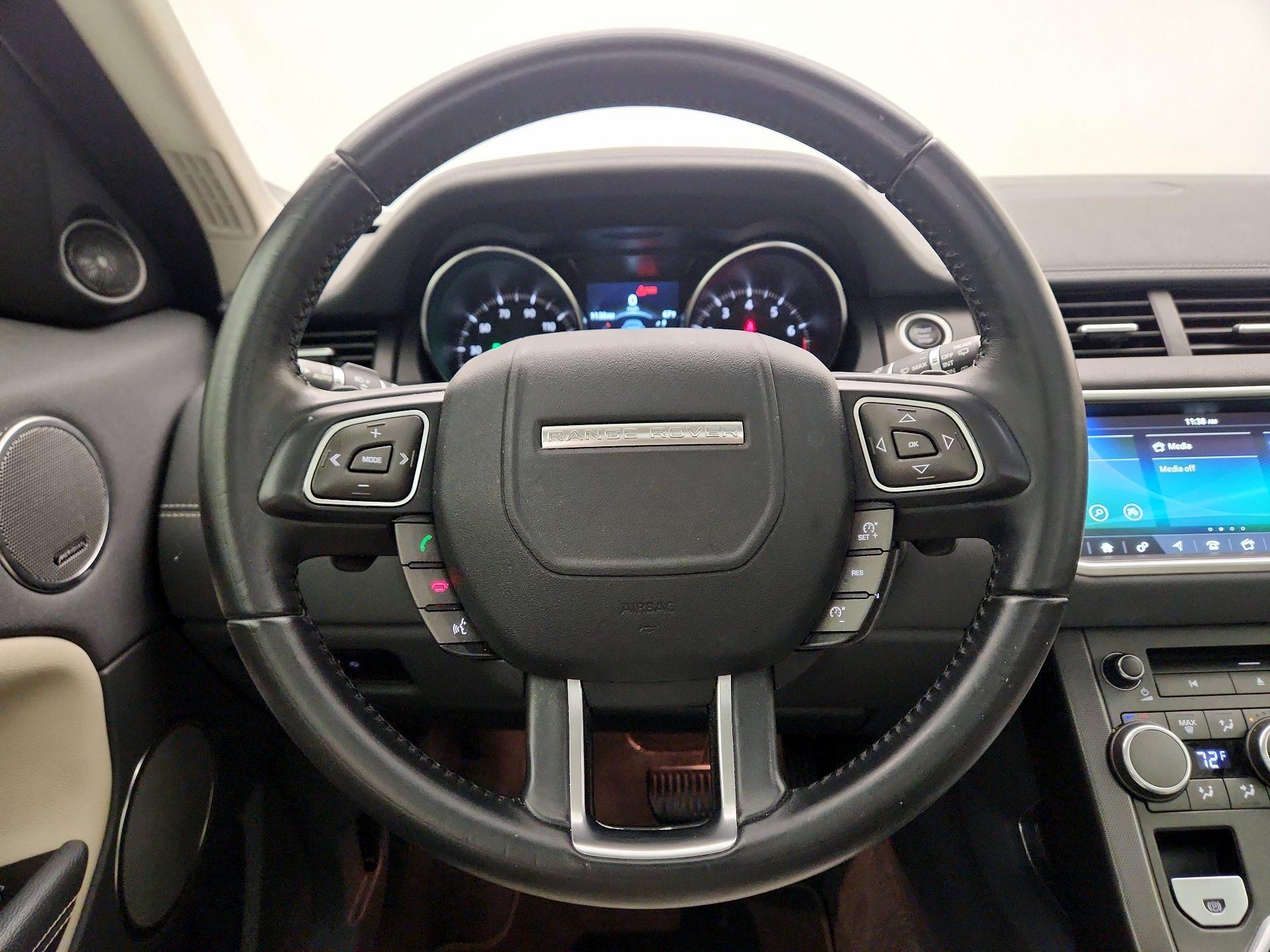 Thumbnail: 2018 Land Rover Range Rover Evoque - 10