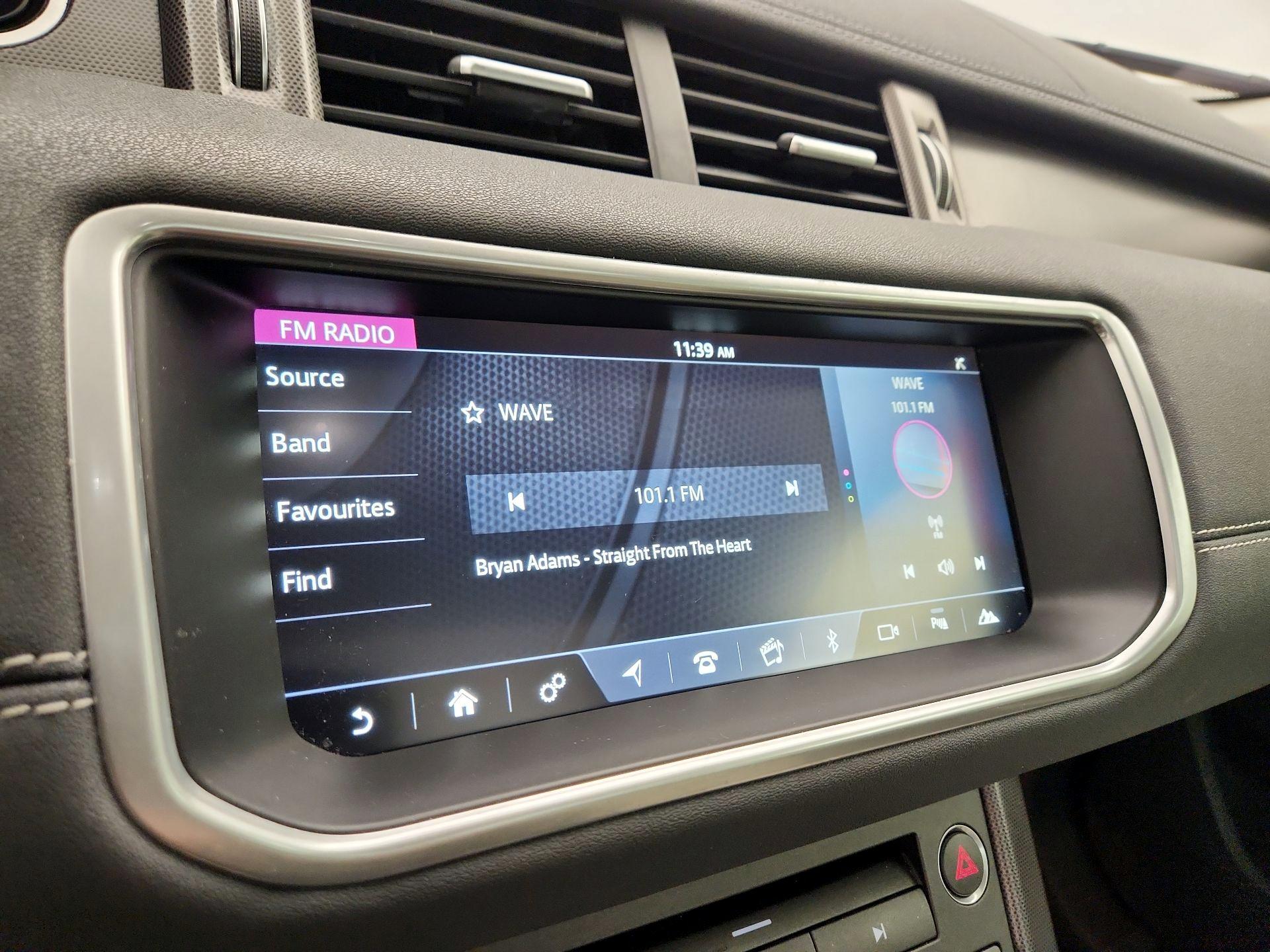 Thumbnail: 2018 Land Rover Range Rover Evoque - 16