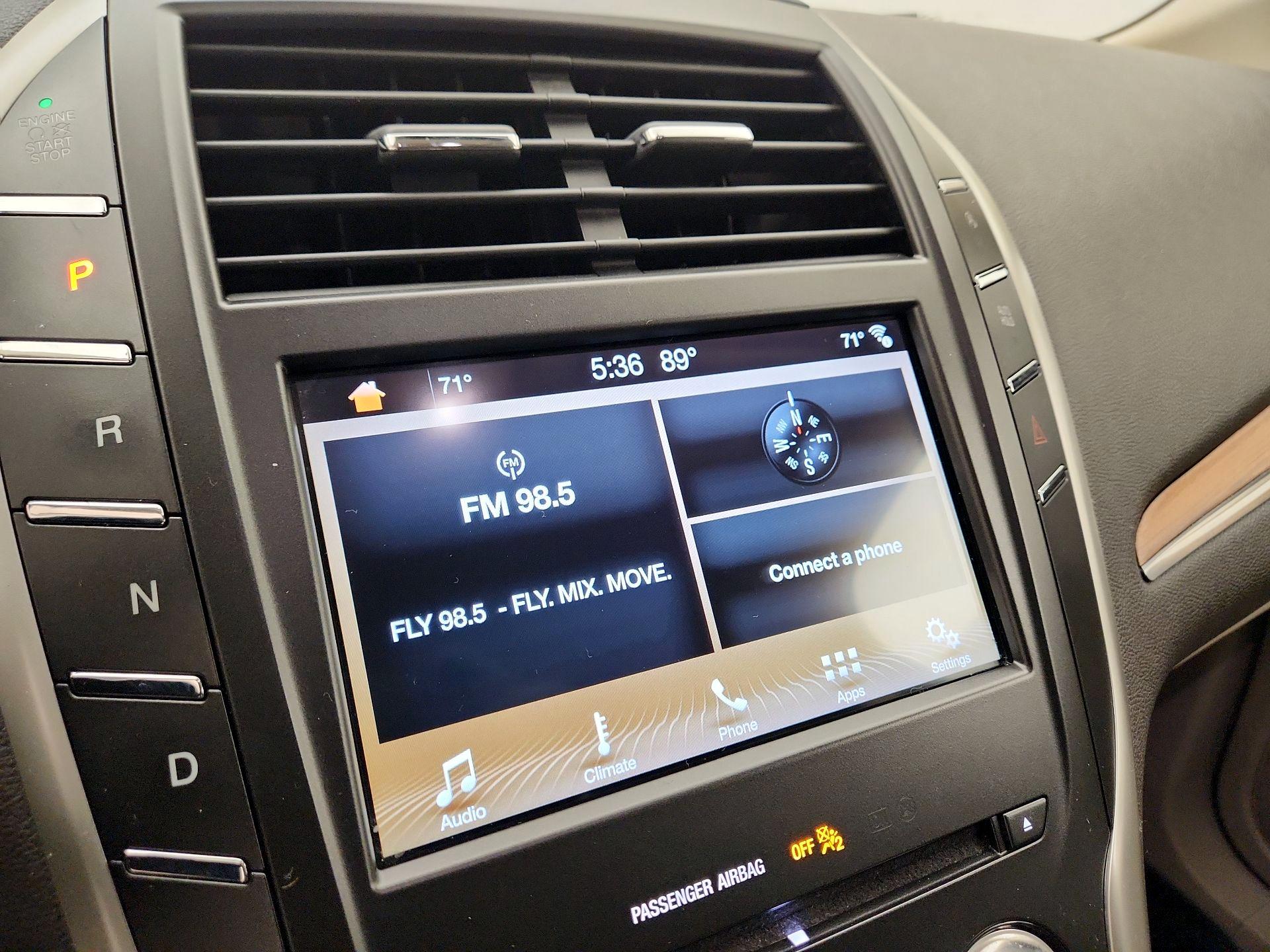 Thumbnail: 2017 Lincoln MKC - 15
