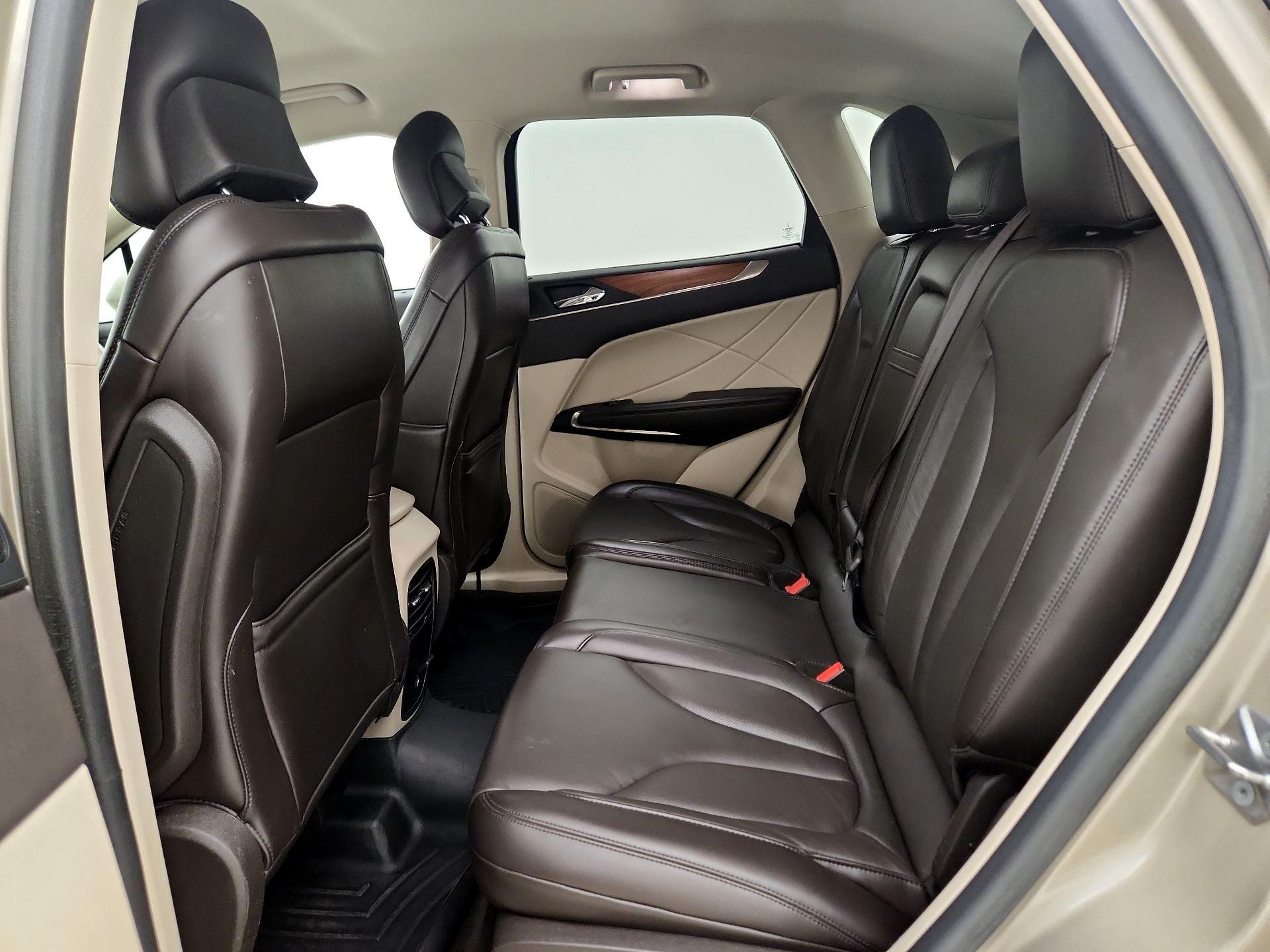 Thumbnail: 2017 Lincoln MKC - 19