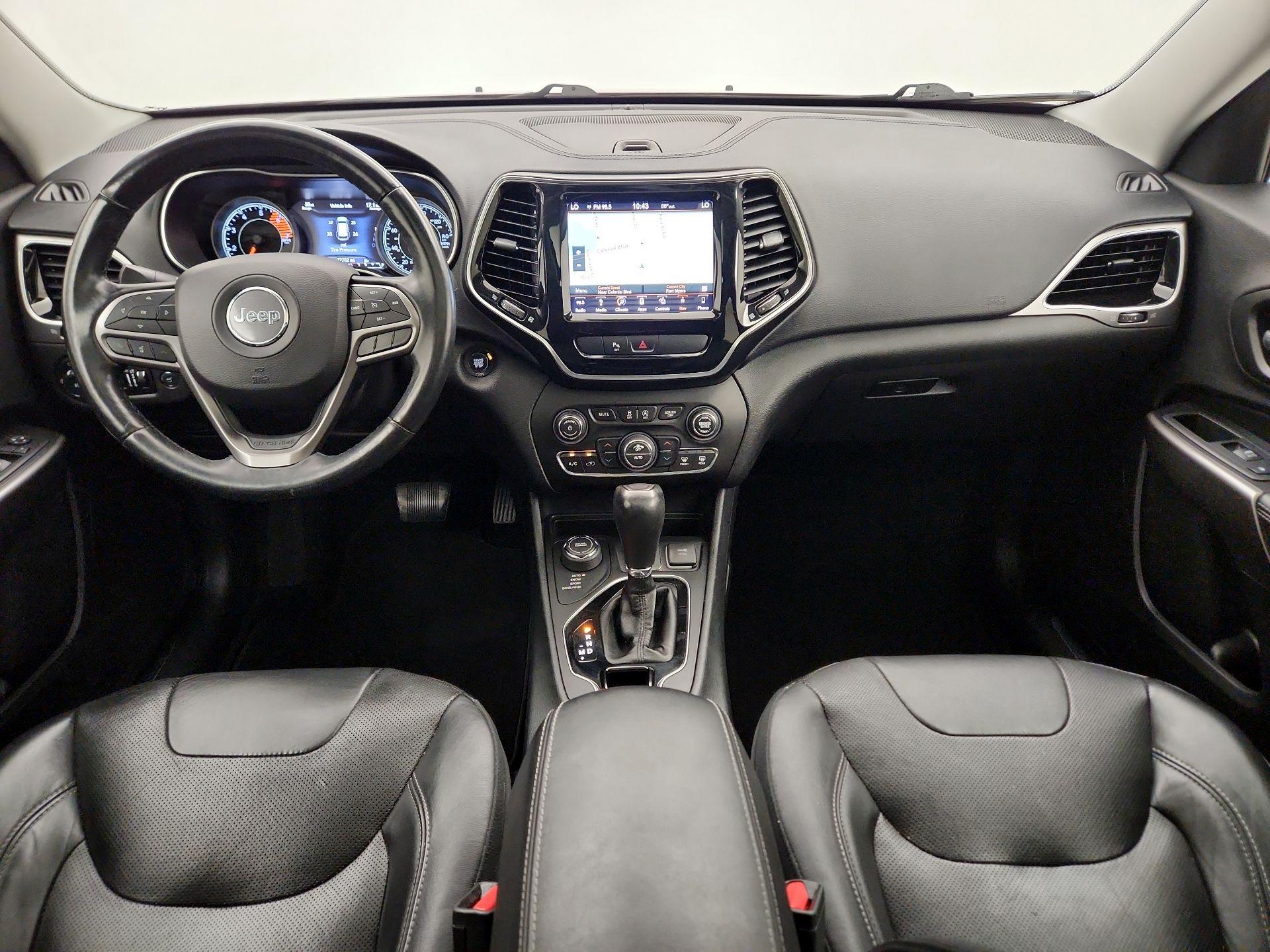 Thumbnail: 2019 Jeep Cherokee - 9