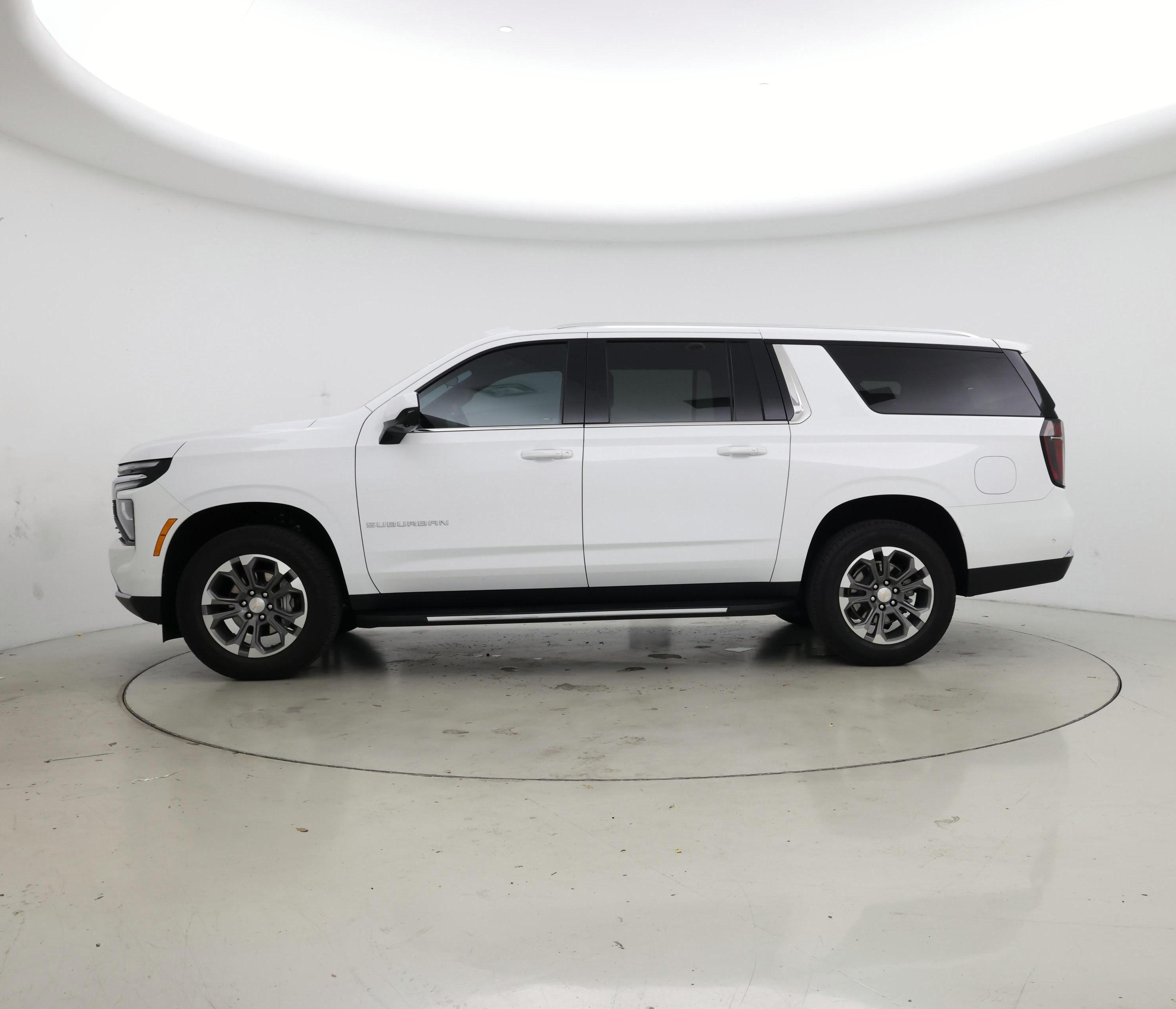Thumbnail: 2025 Chevrolet Suburban - 3