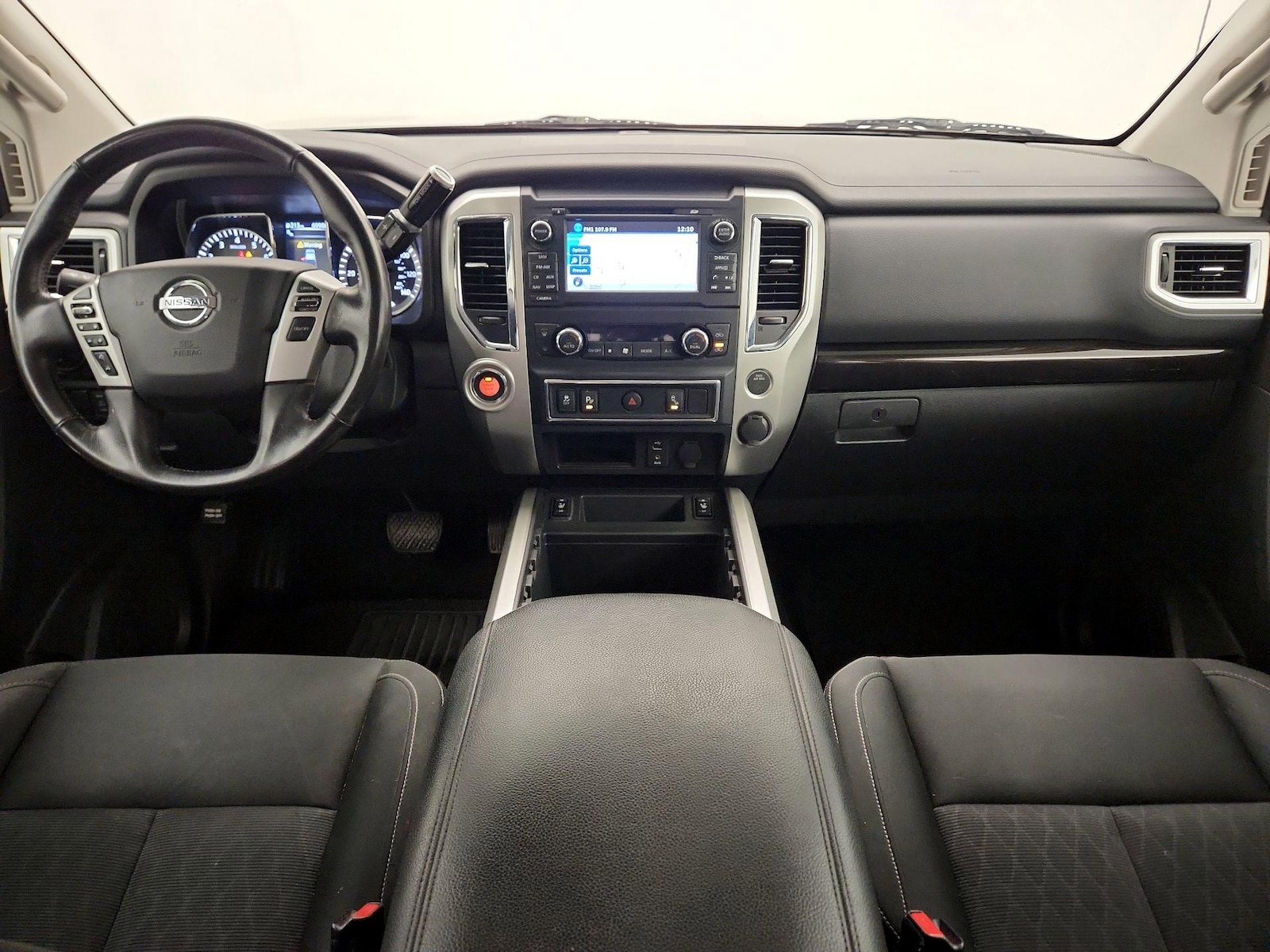 2018 Nissan Titan SV - Photo 10