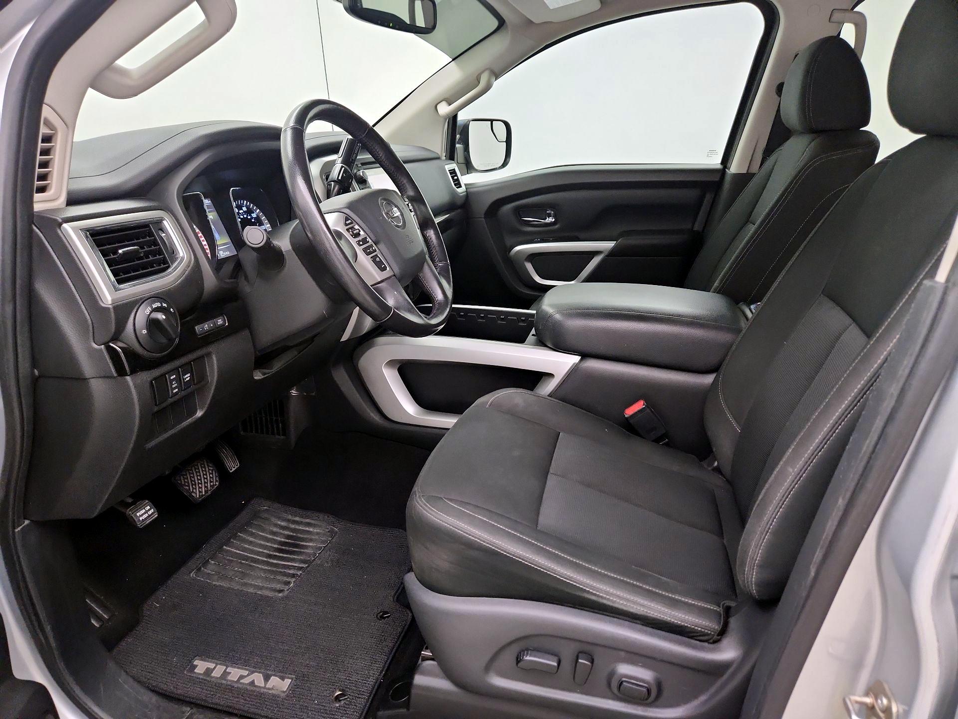 Thumbnail: 2018 Nissan Titan - 11
