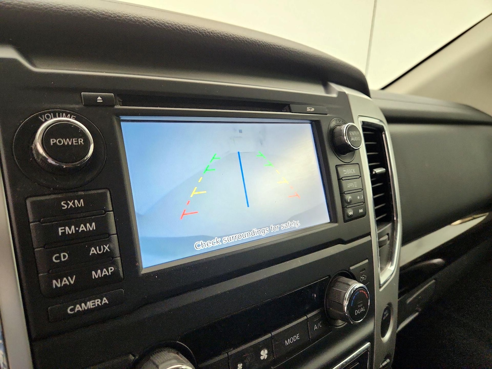 2018 Nissan Titan SV - Photo 16