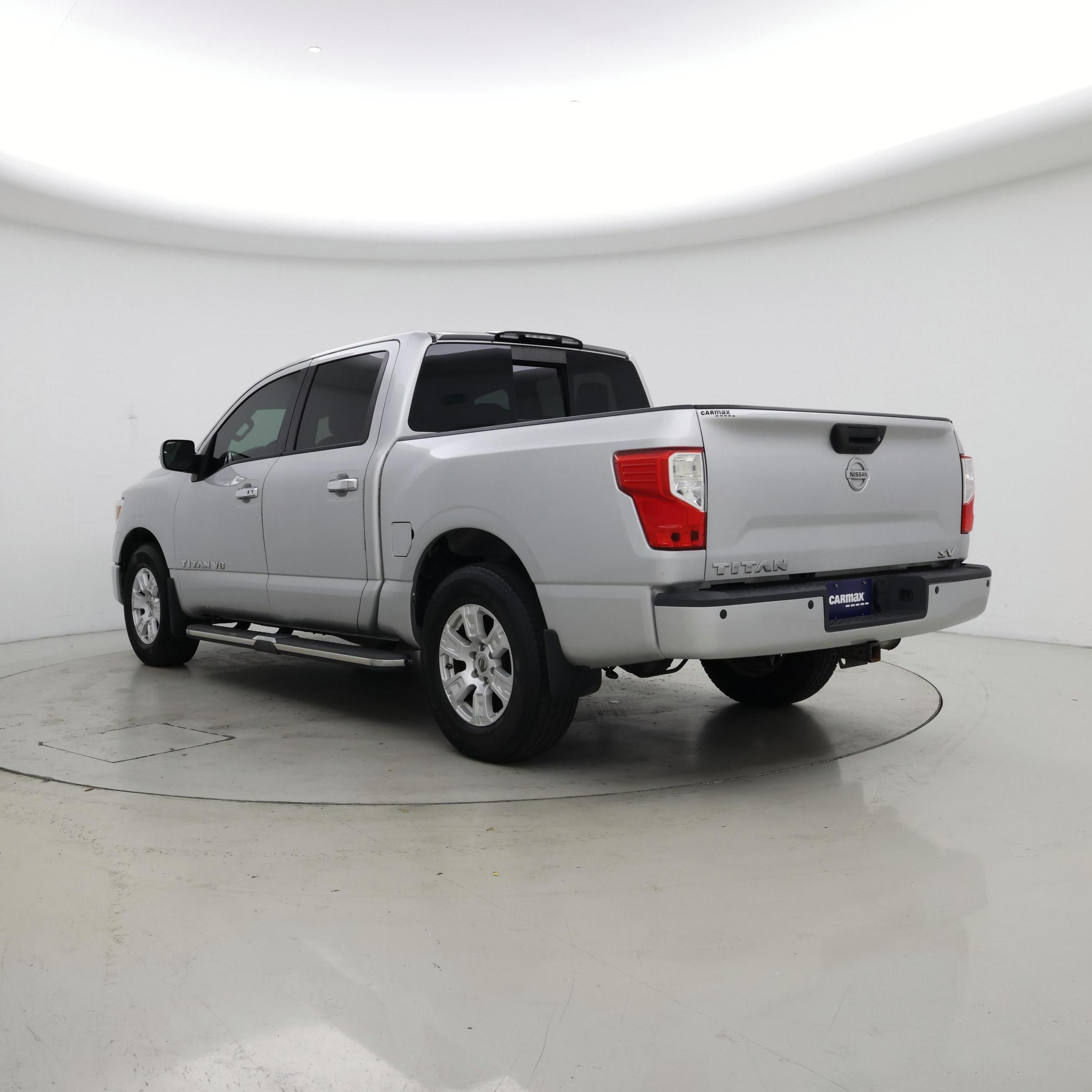 Thumbnail: 2018 Nissan Titan - 2