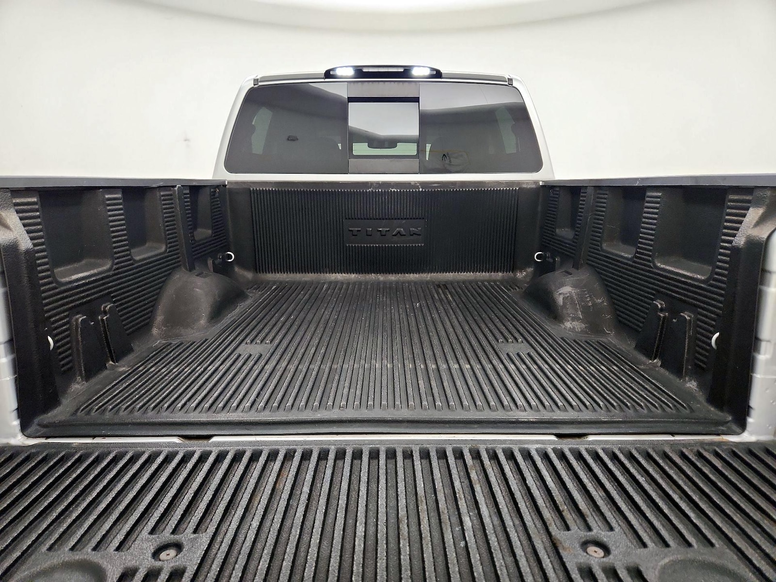 2018 Nissan Titan SV - Photo 22