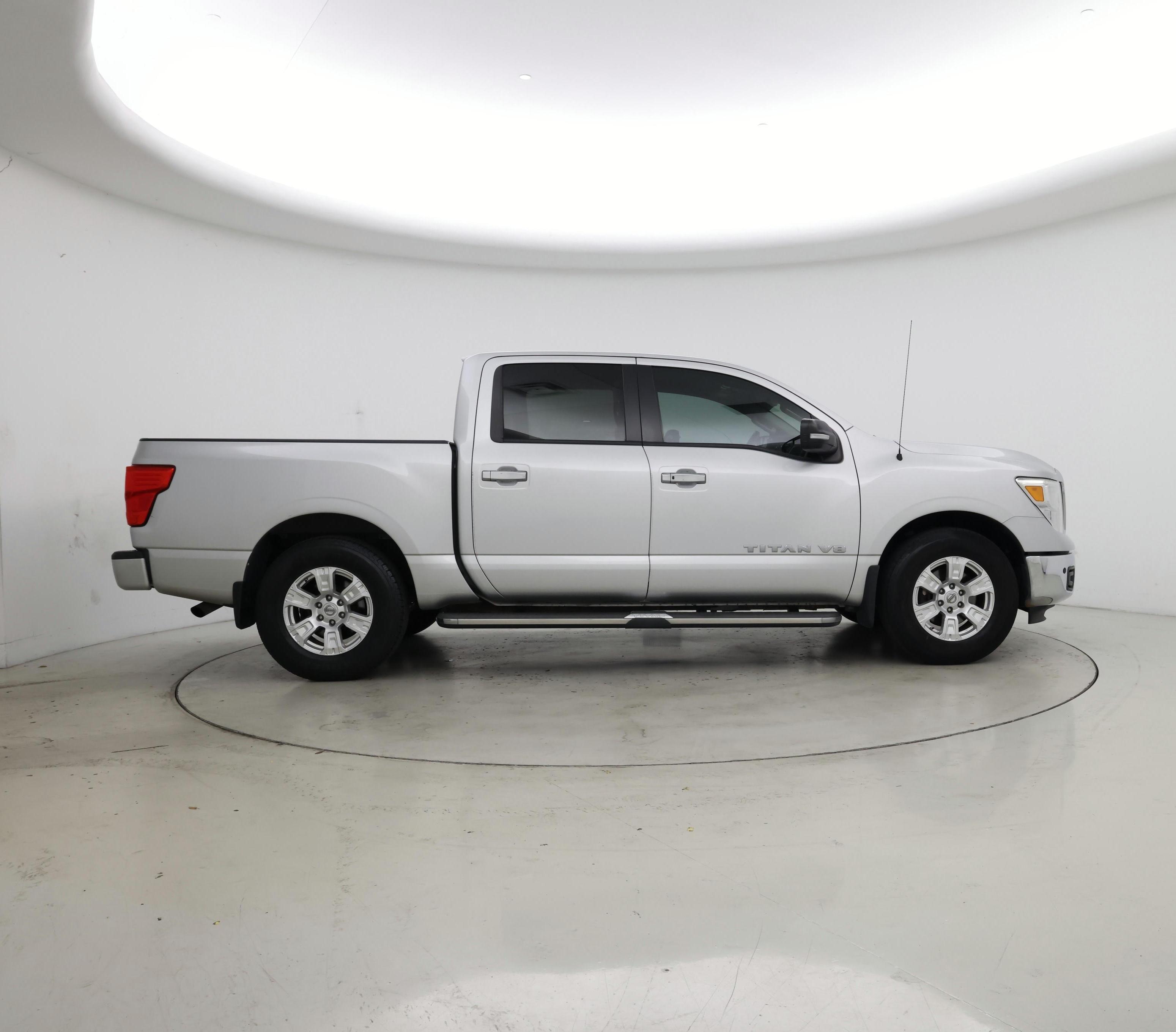 Thumbnail: 2018 Nissan Titan - 7
