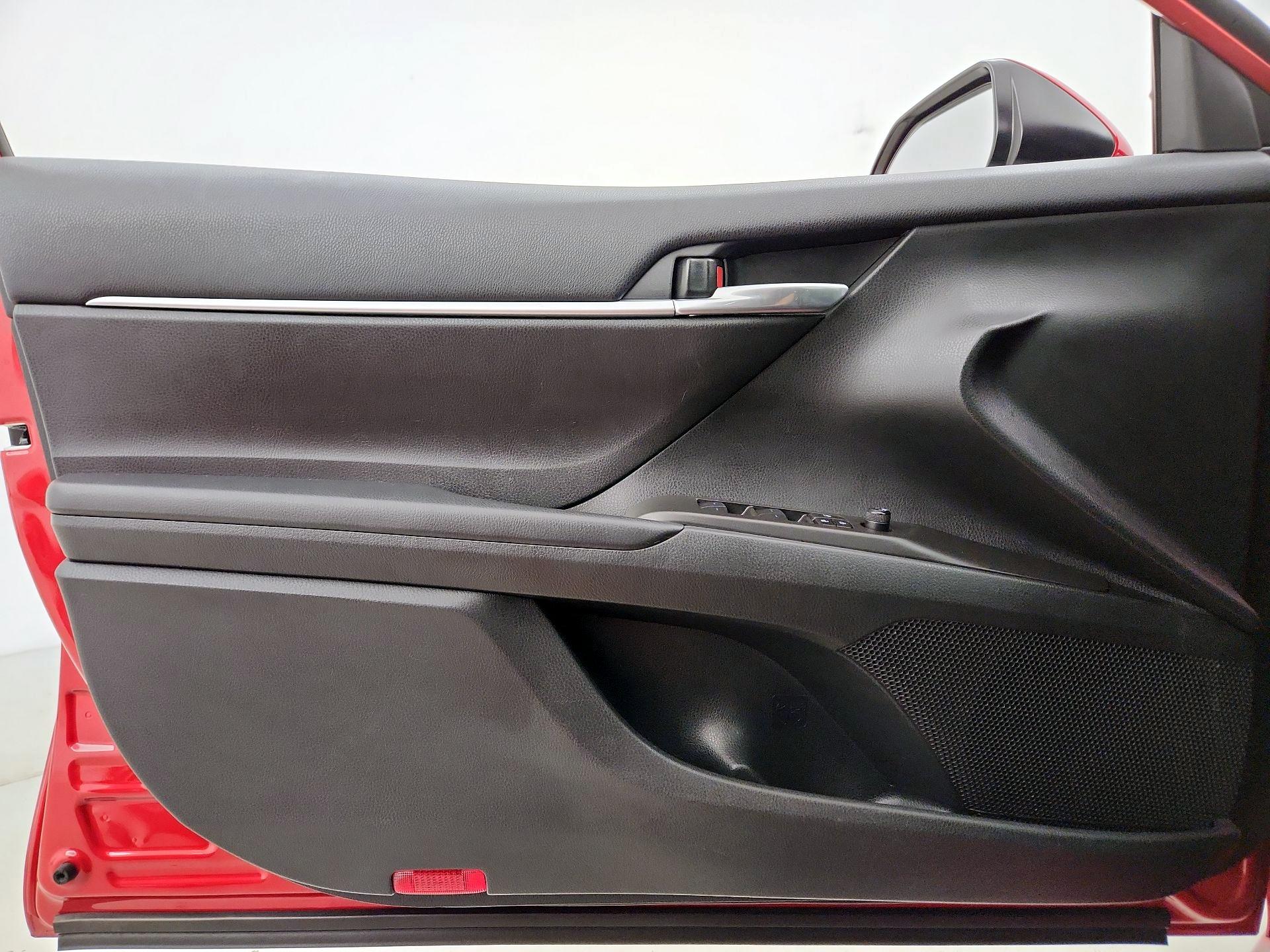 Thumbnail: 2023 Toyota Camry - 12
