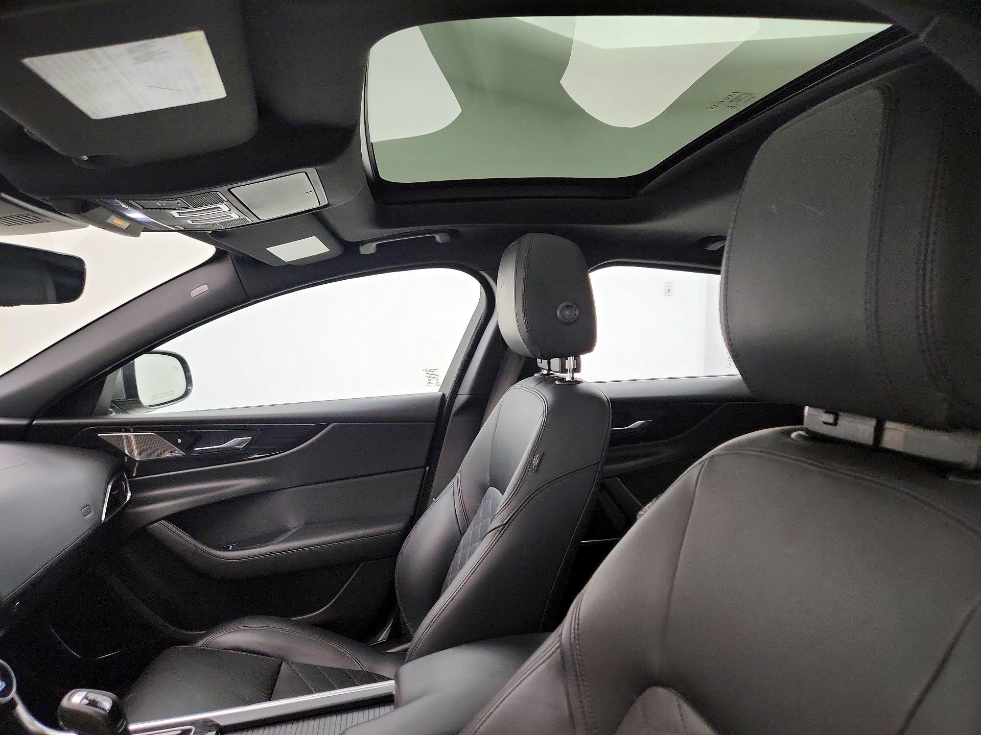 Thumbnail: 2020 Jaguar XE - 19