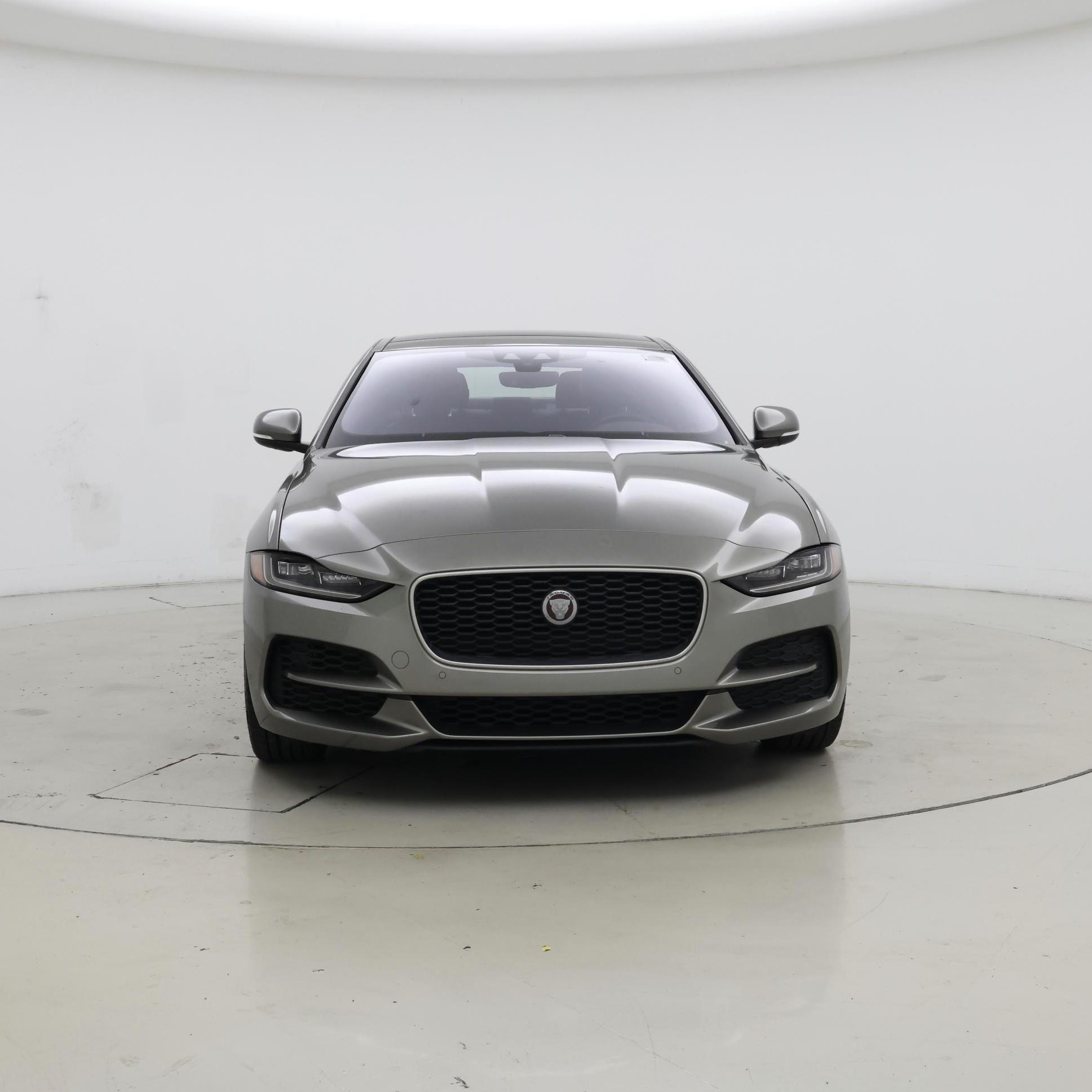 Thumbnail: 2020 Jaguar XE - 5
