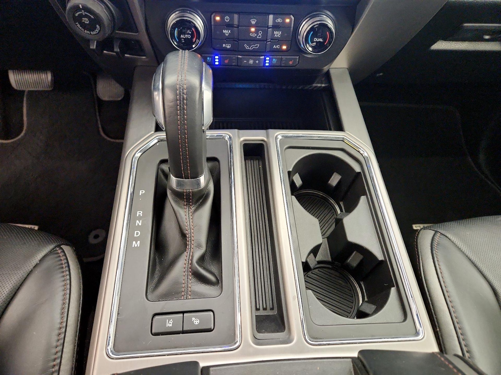 2018 Ford F-150 Platinum - Photo 19