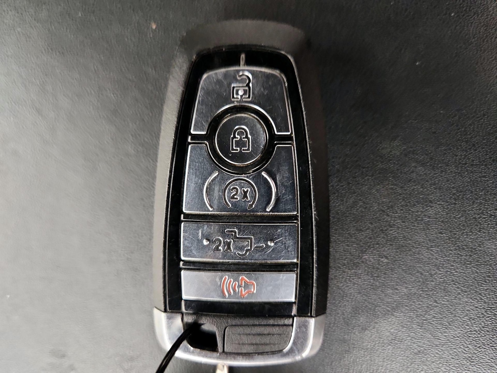 2018 Ford F-150 Platinum - Photo 25