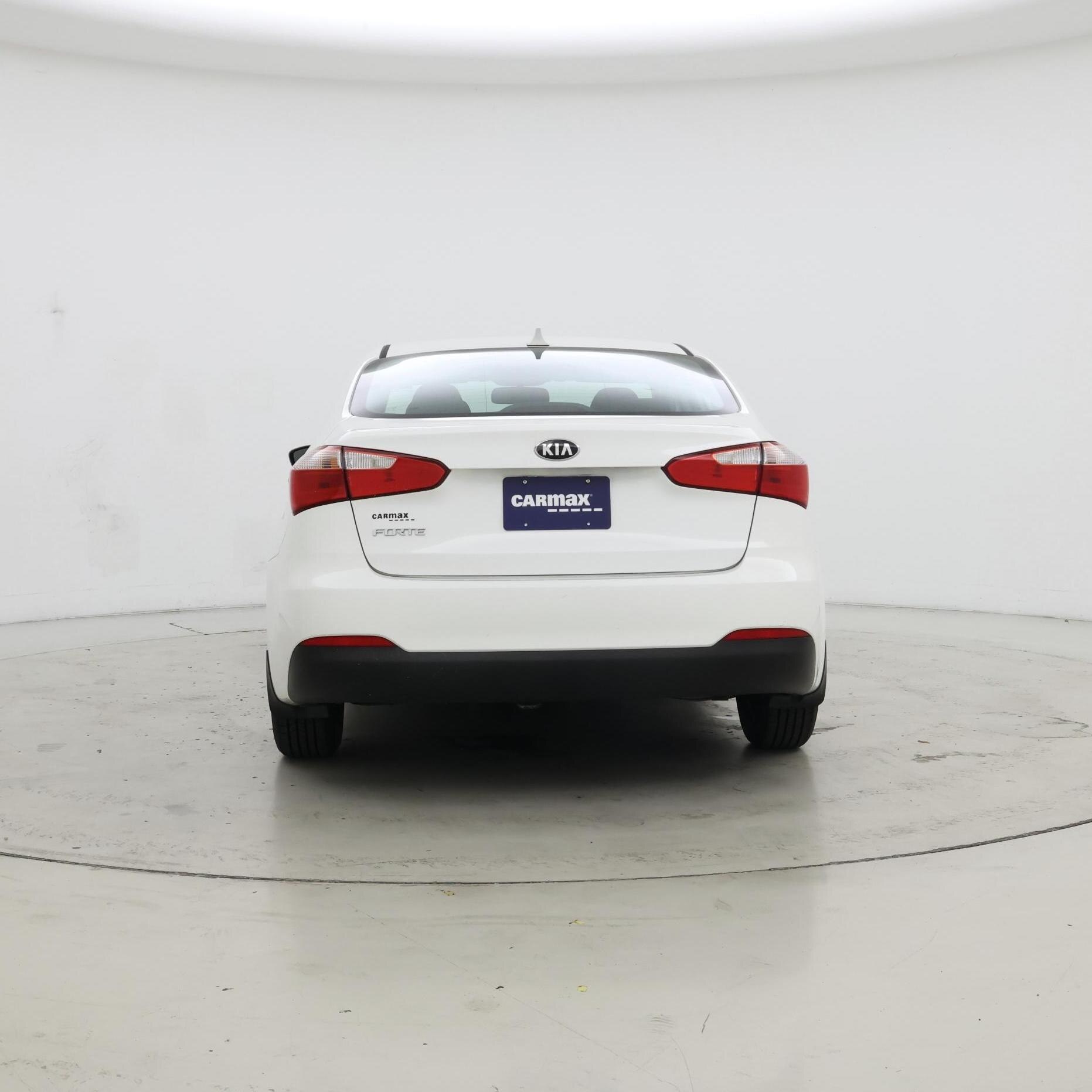 Thumbnail: 2016 Kia Forte - 6