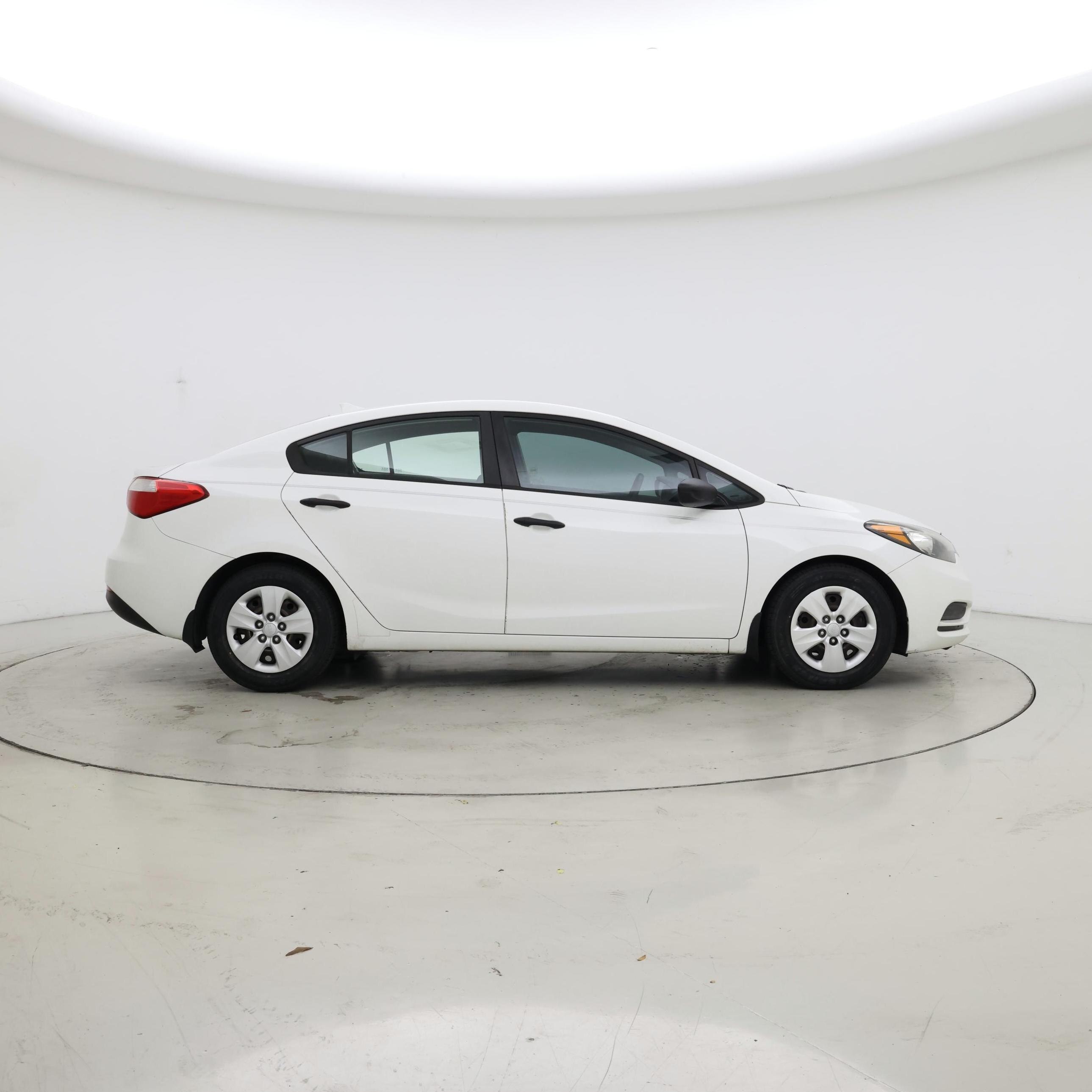 Thumbnail: 2016 Kia Forte - 7