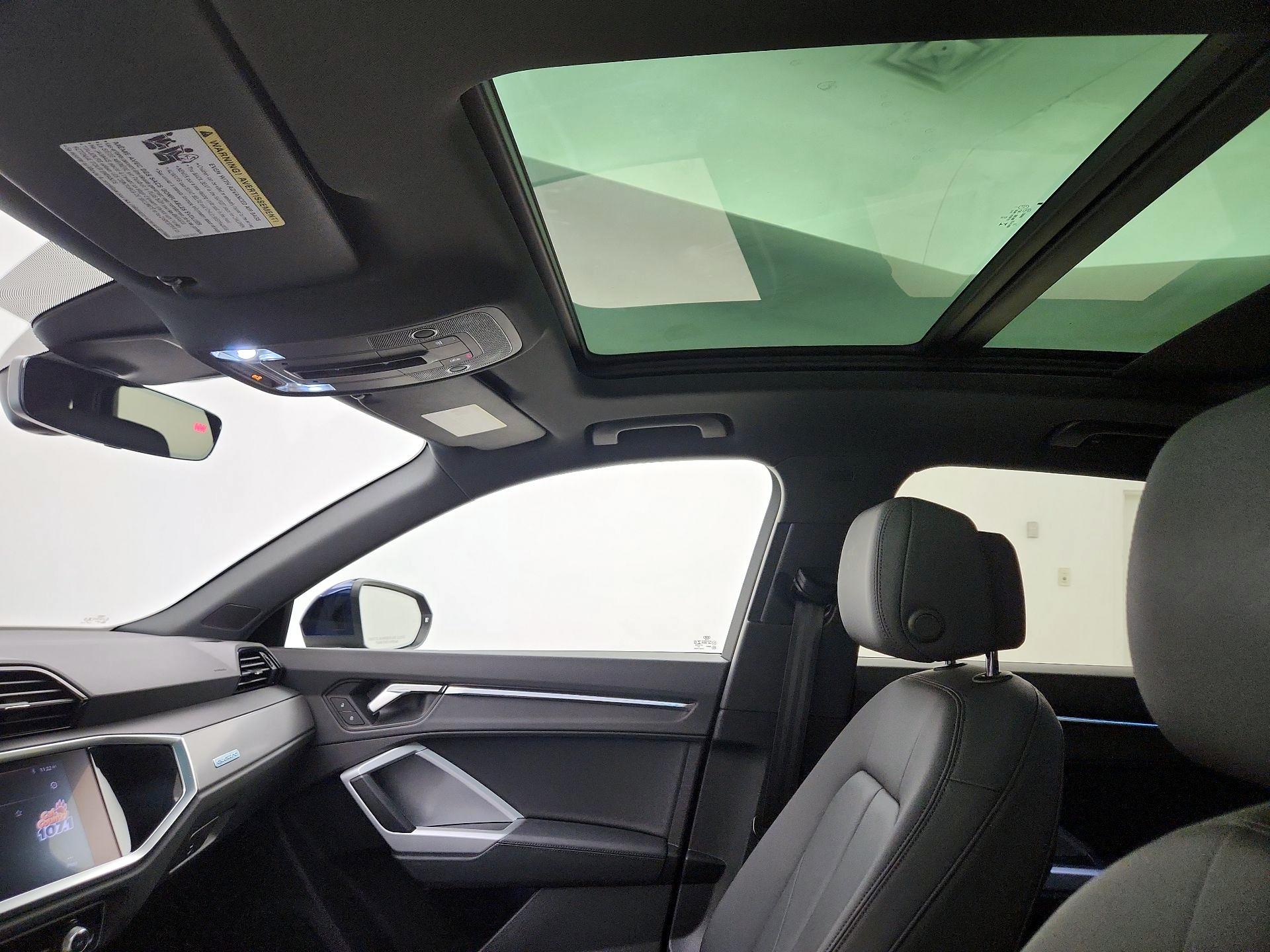 Thumbnail: 2021 Audi Q3 - 19