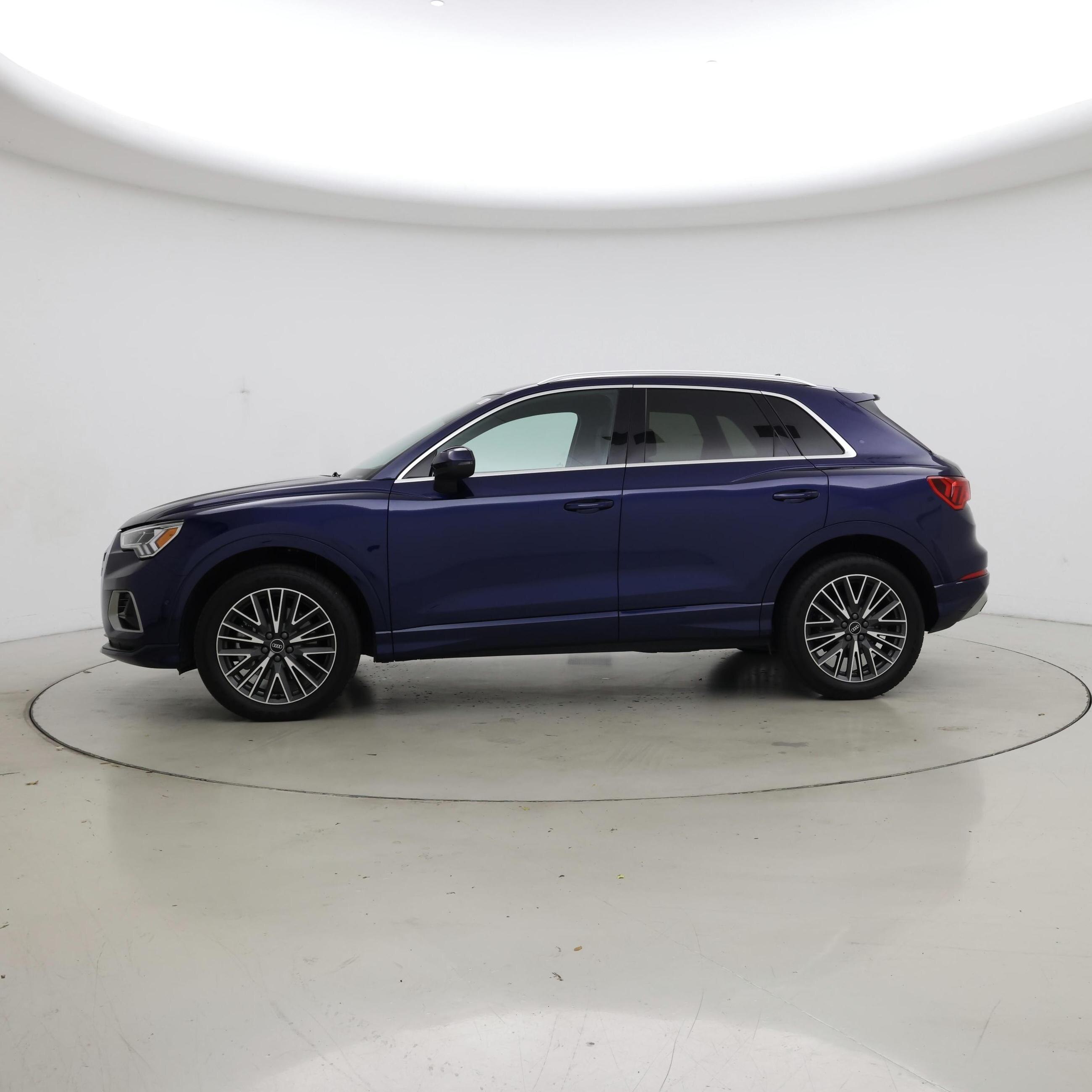 Thumbnail: 2021 Audi Q3 - 3