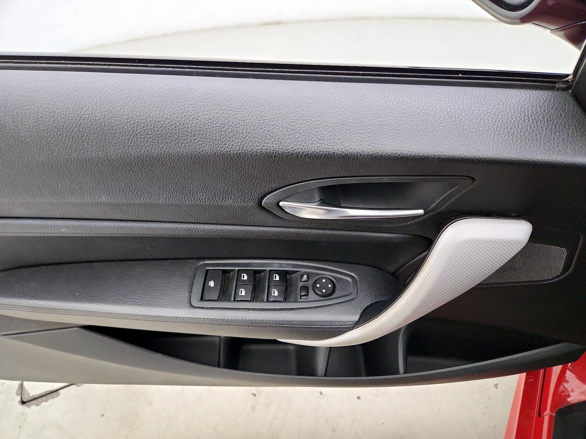 Thumbnail: 2016 BMW 2 Series - 12