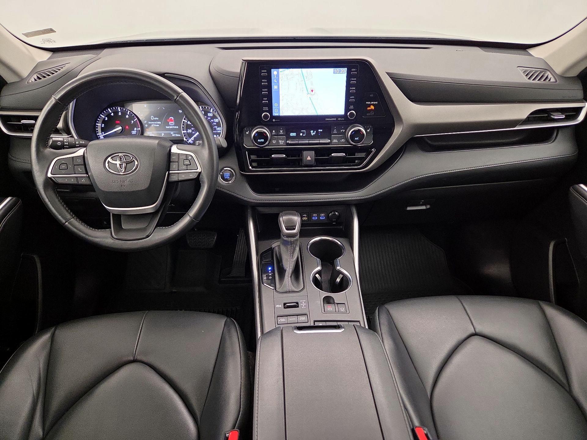 Thumbnail: 2022 Toyota Highlander - 9