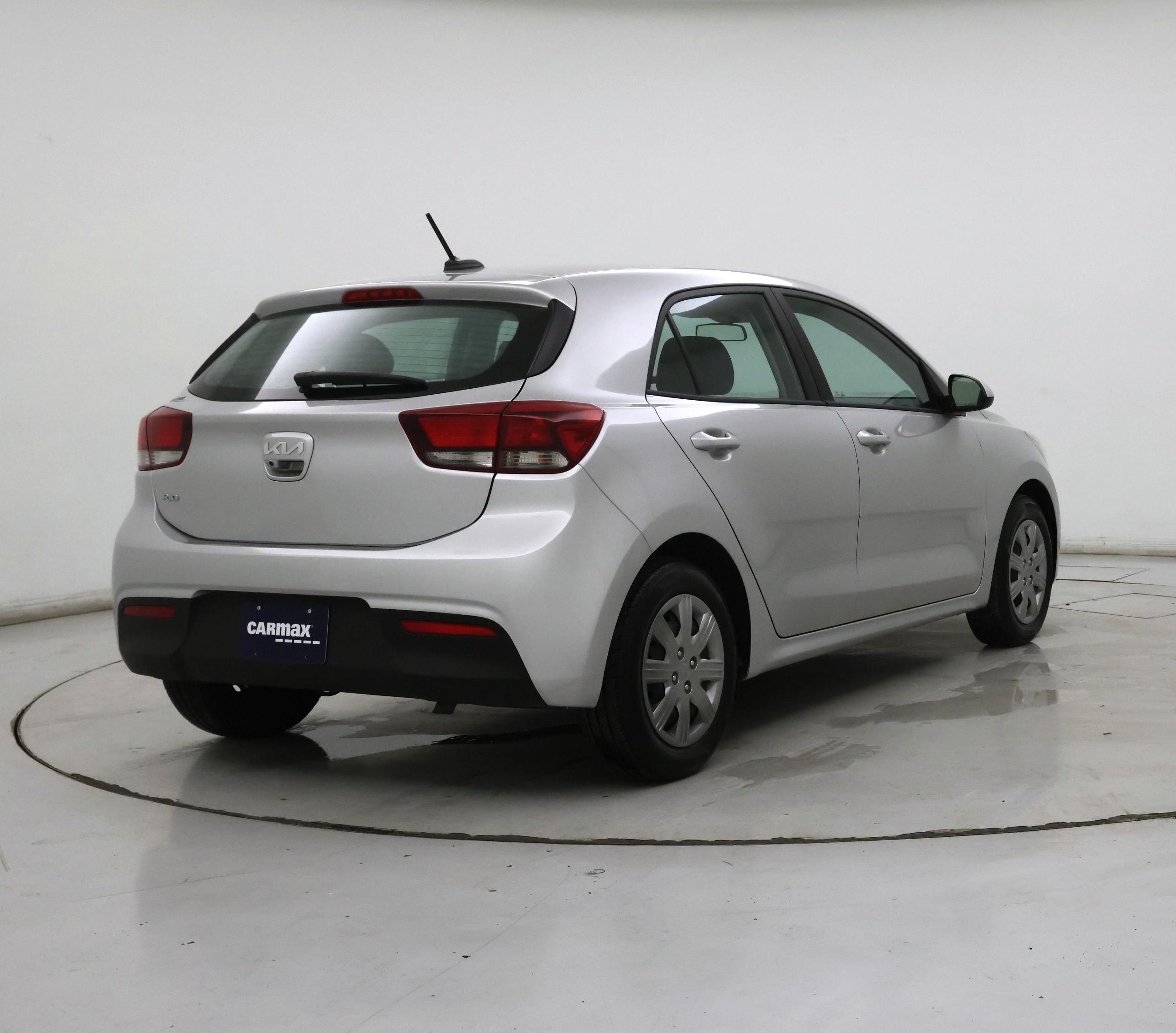 Thumbnail: 2023 Kia Rio - 8