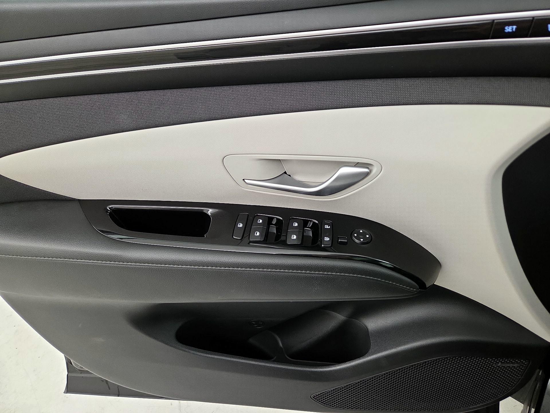 Thumbnail: 2022 Hyundai Tucson - 12