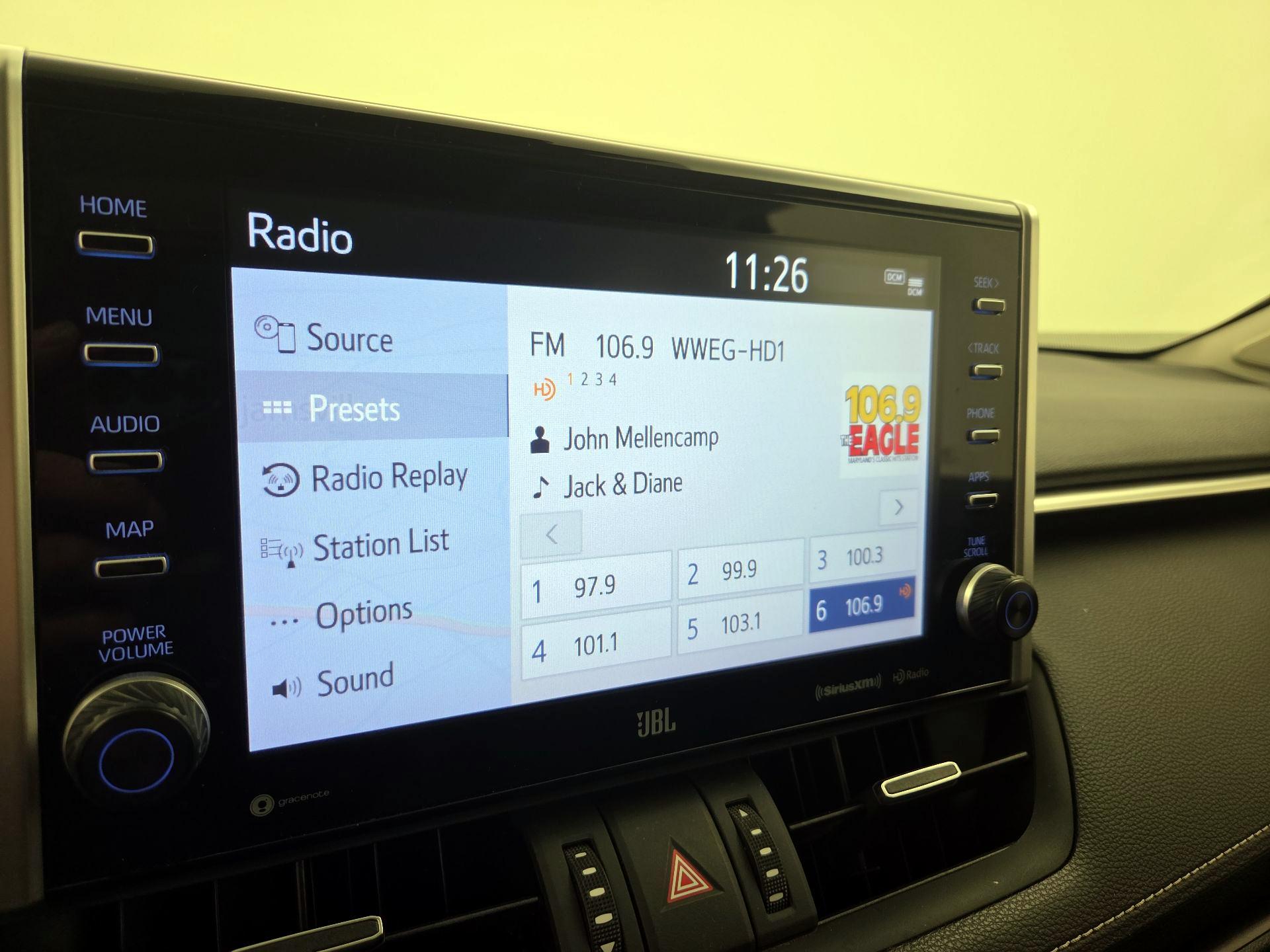 Thumbnail: 2022 Toyota RAV4 - 16