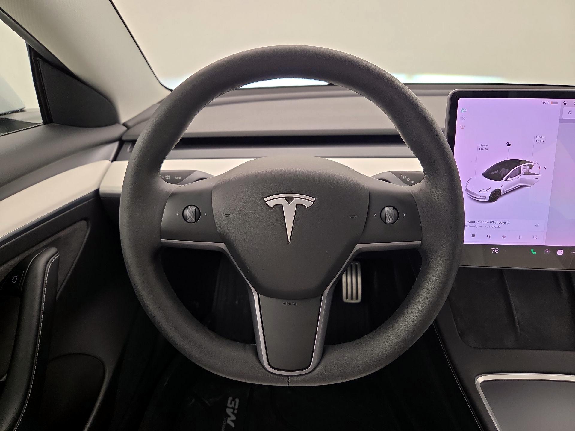 Thumbnail: 2022 Tesla Model 3 - 10