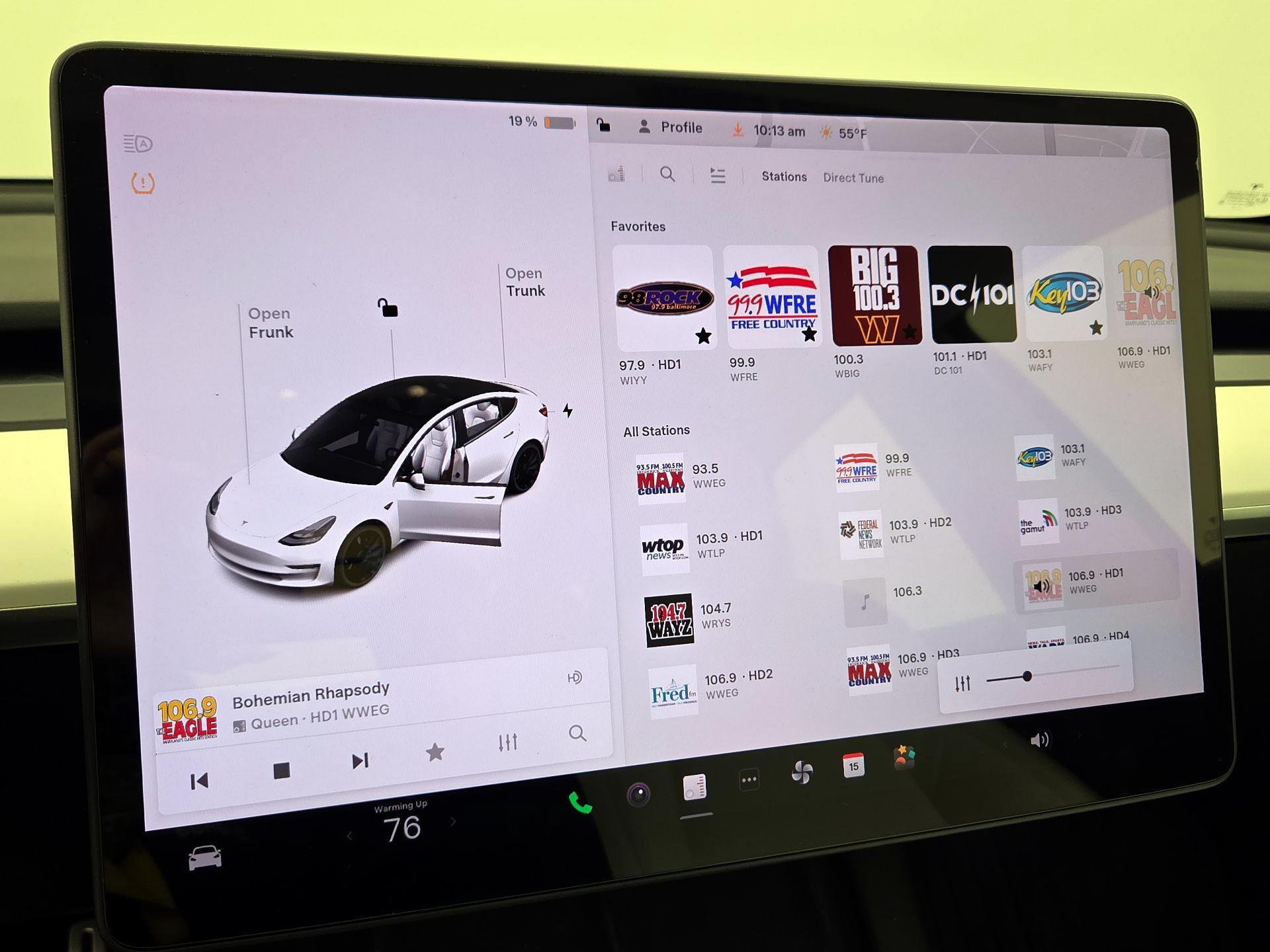 Thumbnail: 2022 Tesla Model 3 - 15