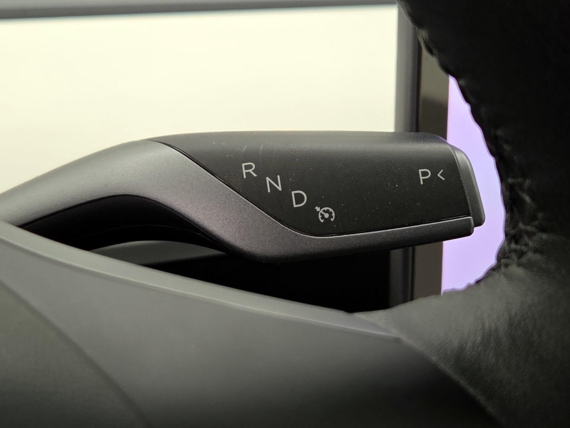 Thumbnail: 2022 Tesla Model 3 - 17