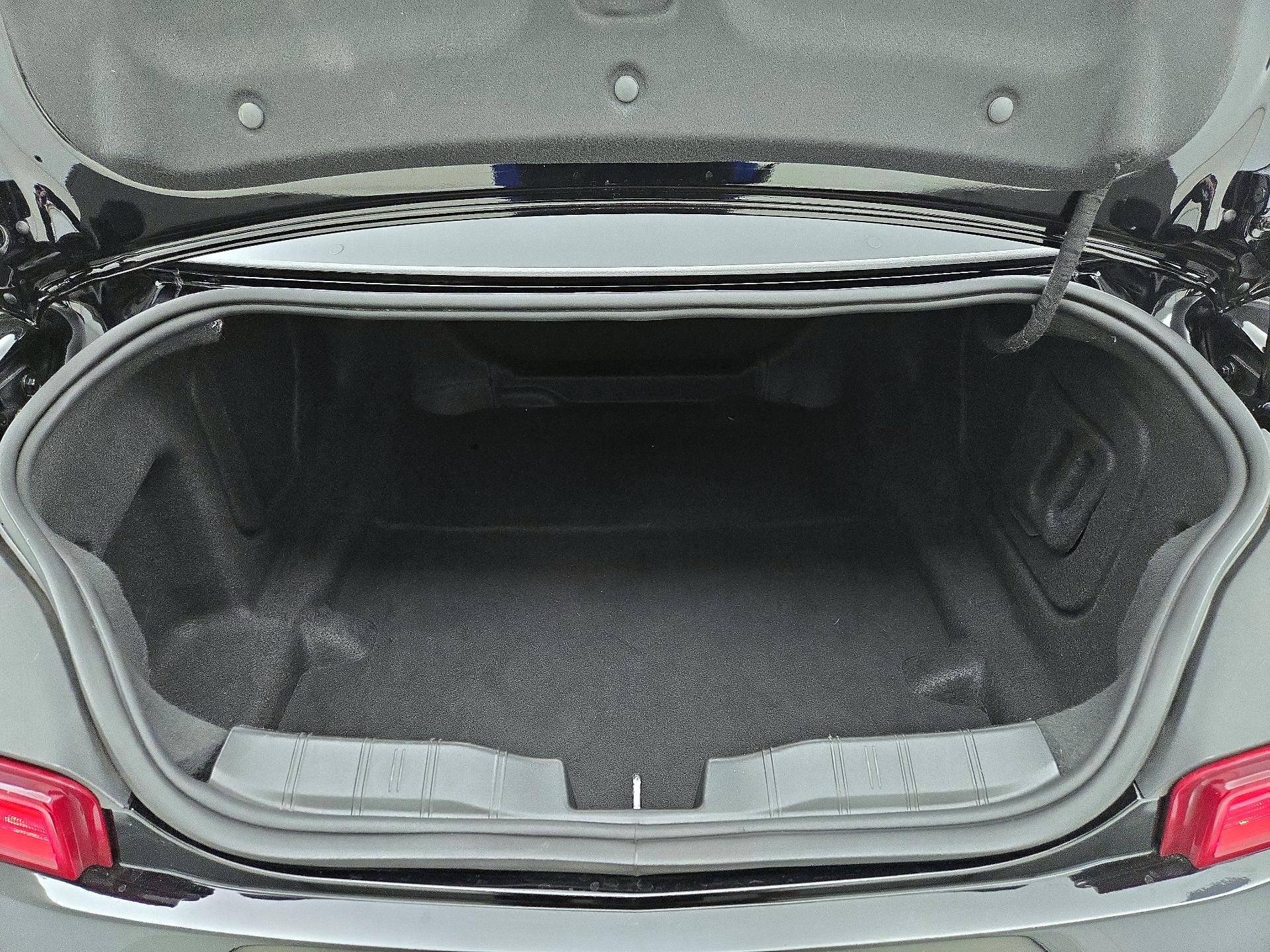 Thumbnail: 2017 Chevrolet Camaro - 19