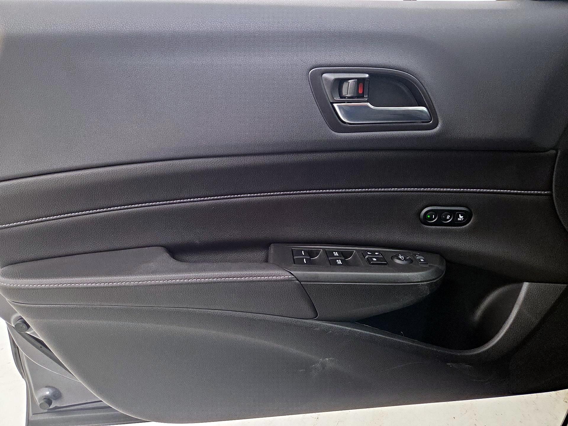 Thumbnail: 2022 Acura ILX - 12