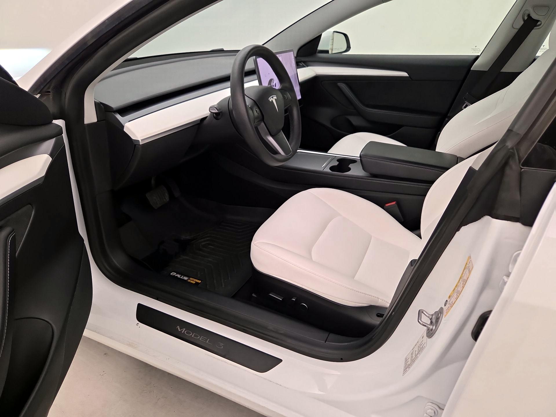 Thumbnail: 2021 Tesla Model 3 - 11